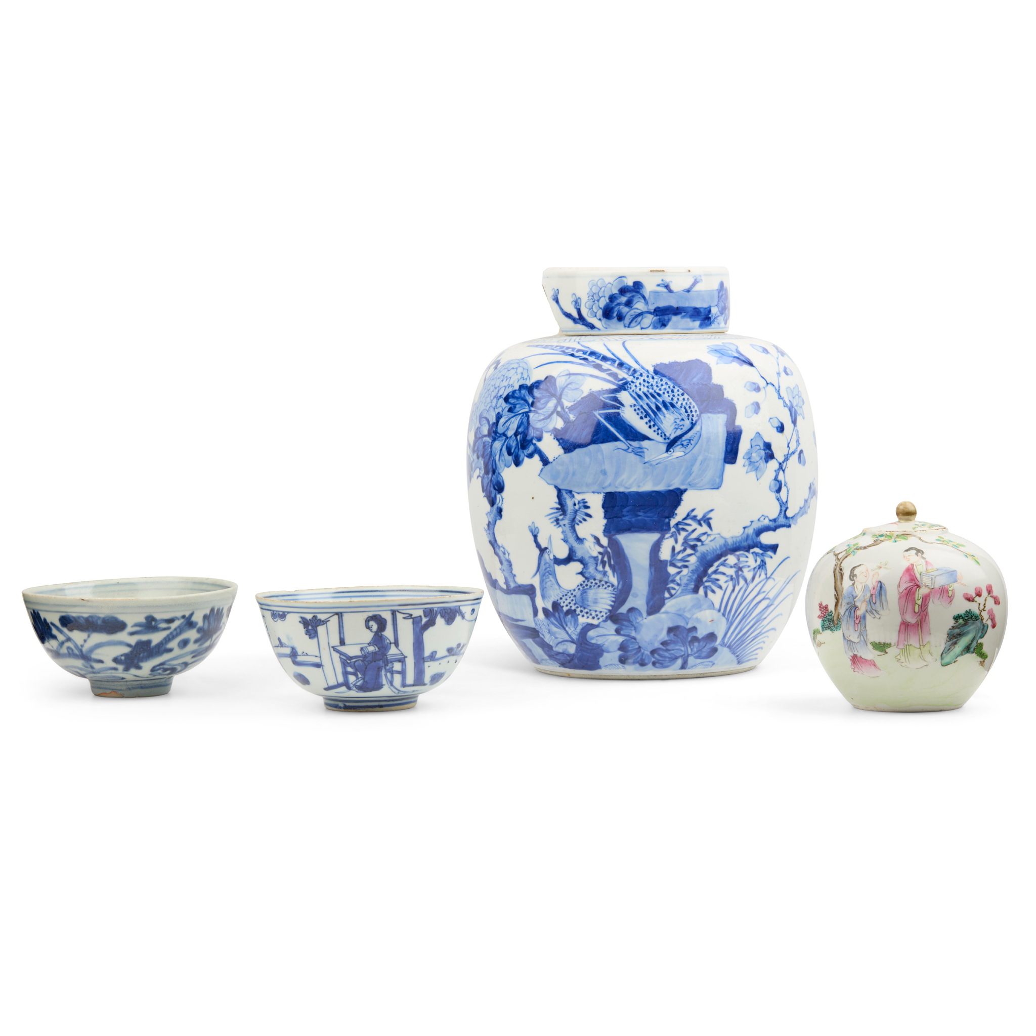 GROUP OF FOUR CHINESE PORCELAIN WARES