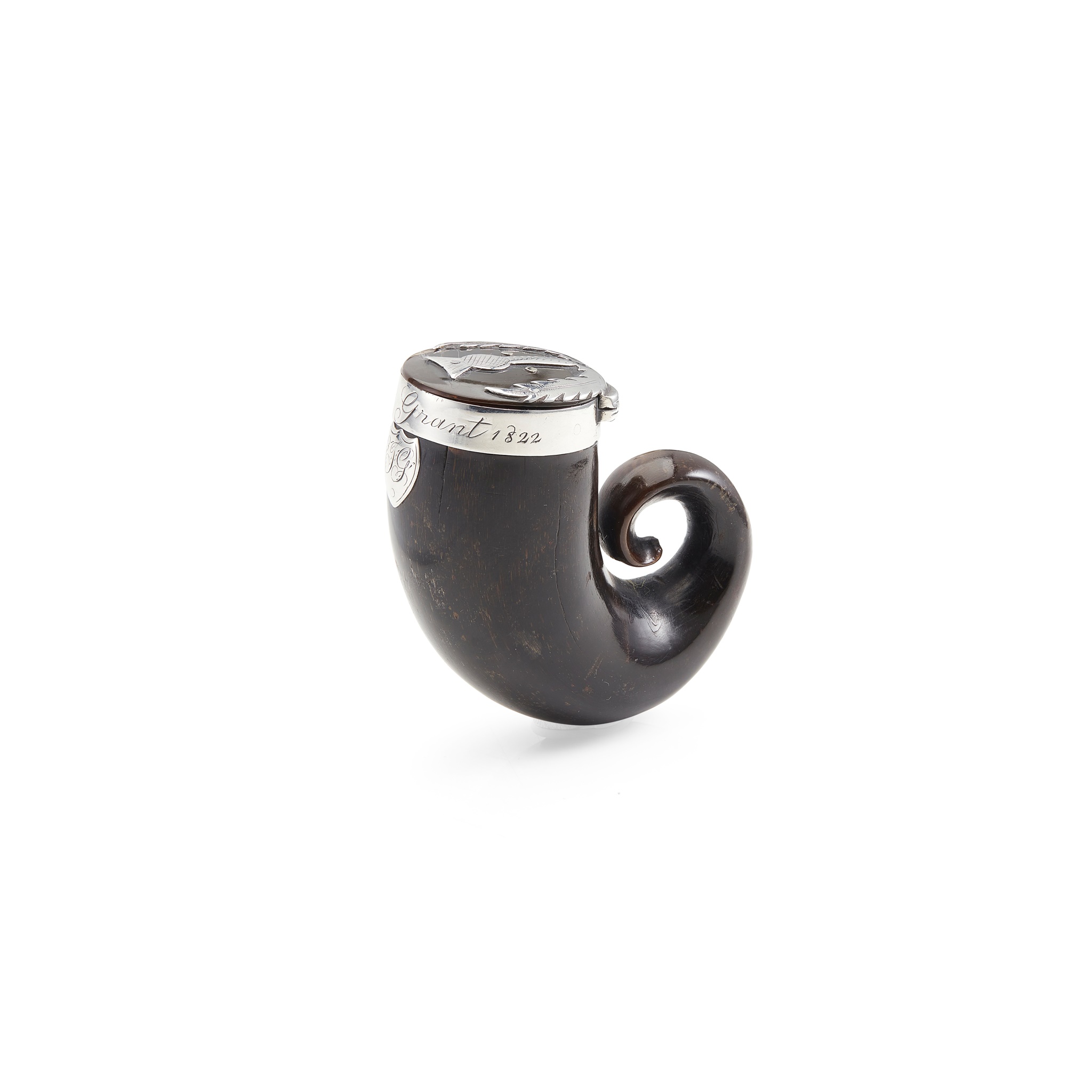 A CURLY HORN SNUFF MULL