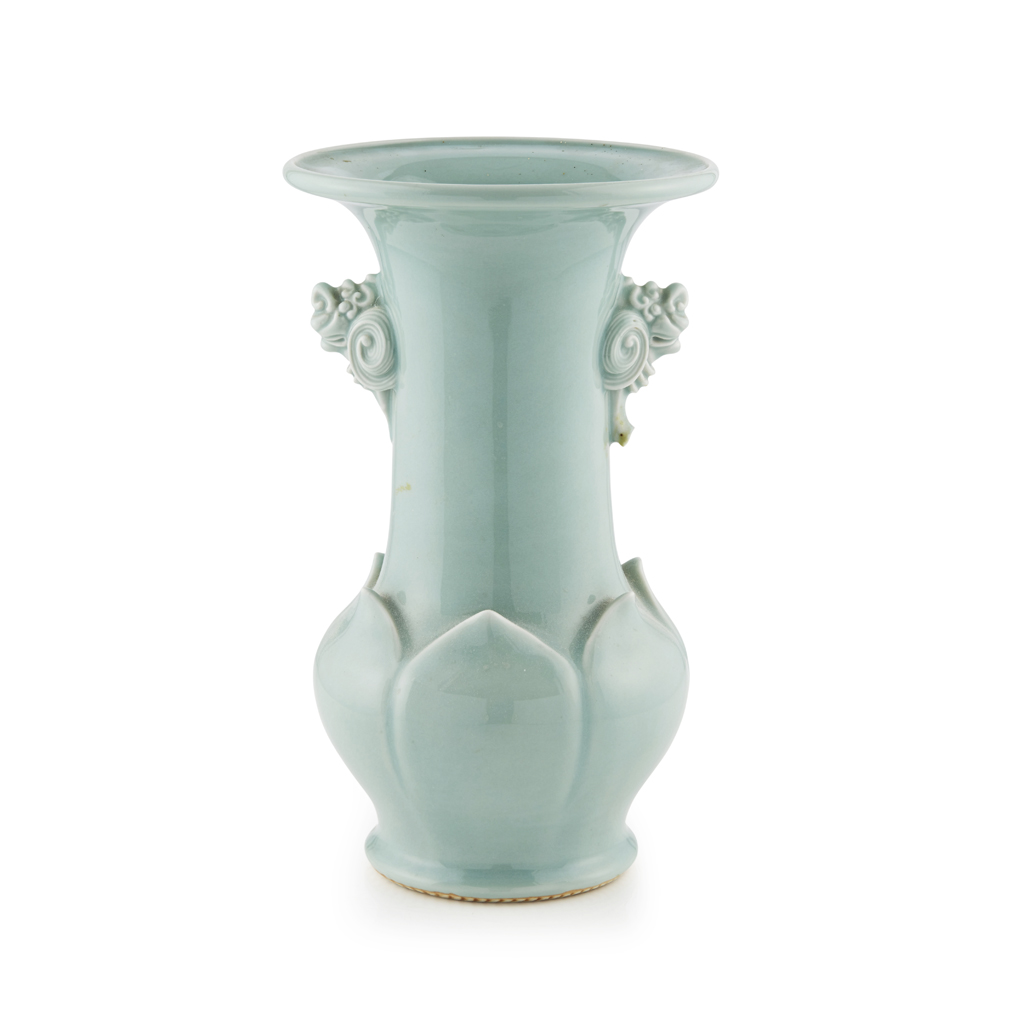 CELADON GLAZE LOTUS-FORM VASE