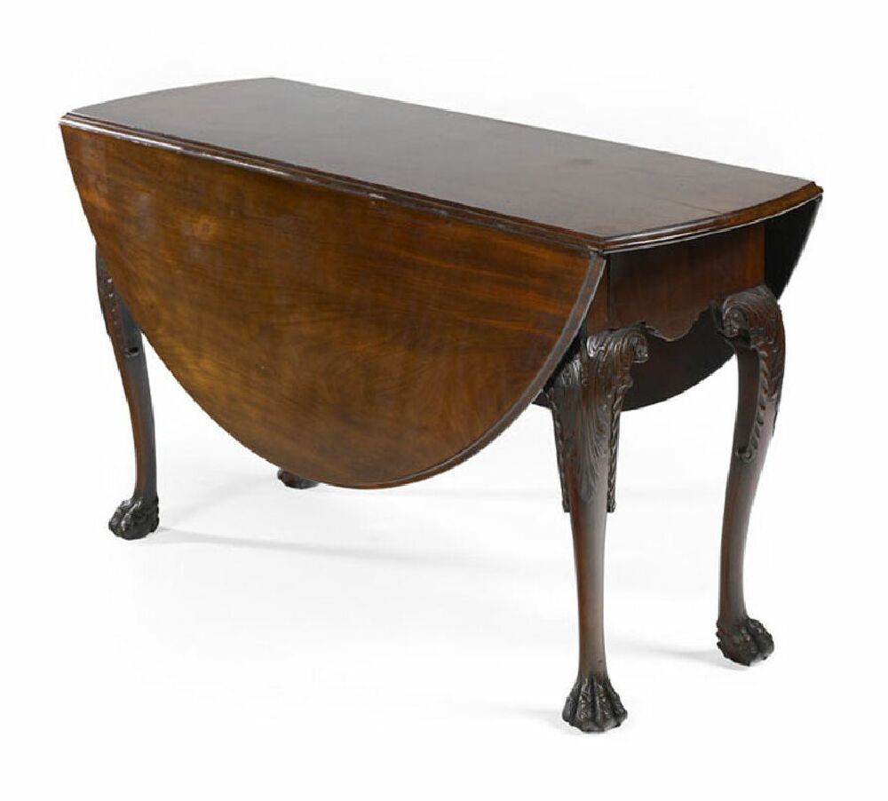 A George III period mahogany drop leaf table