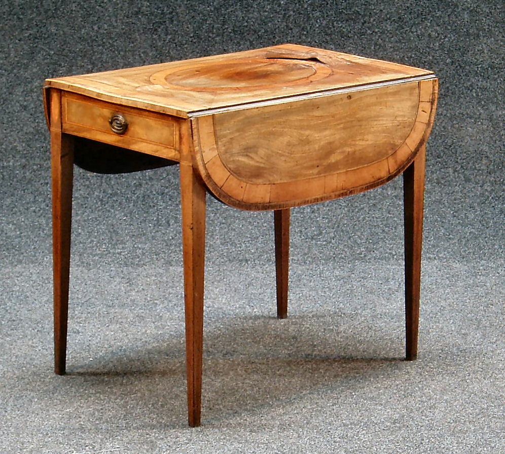A Regency Pembroke table,