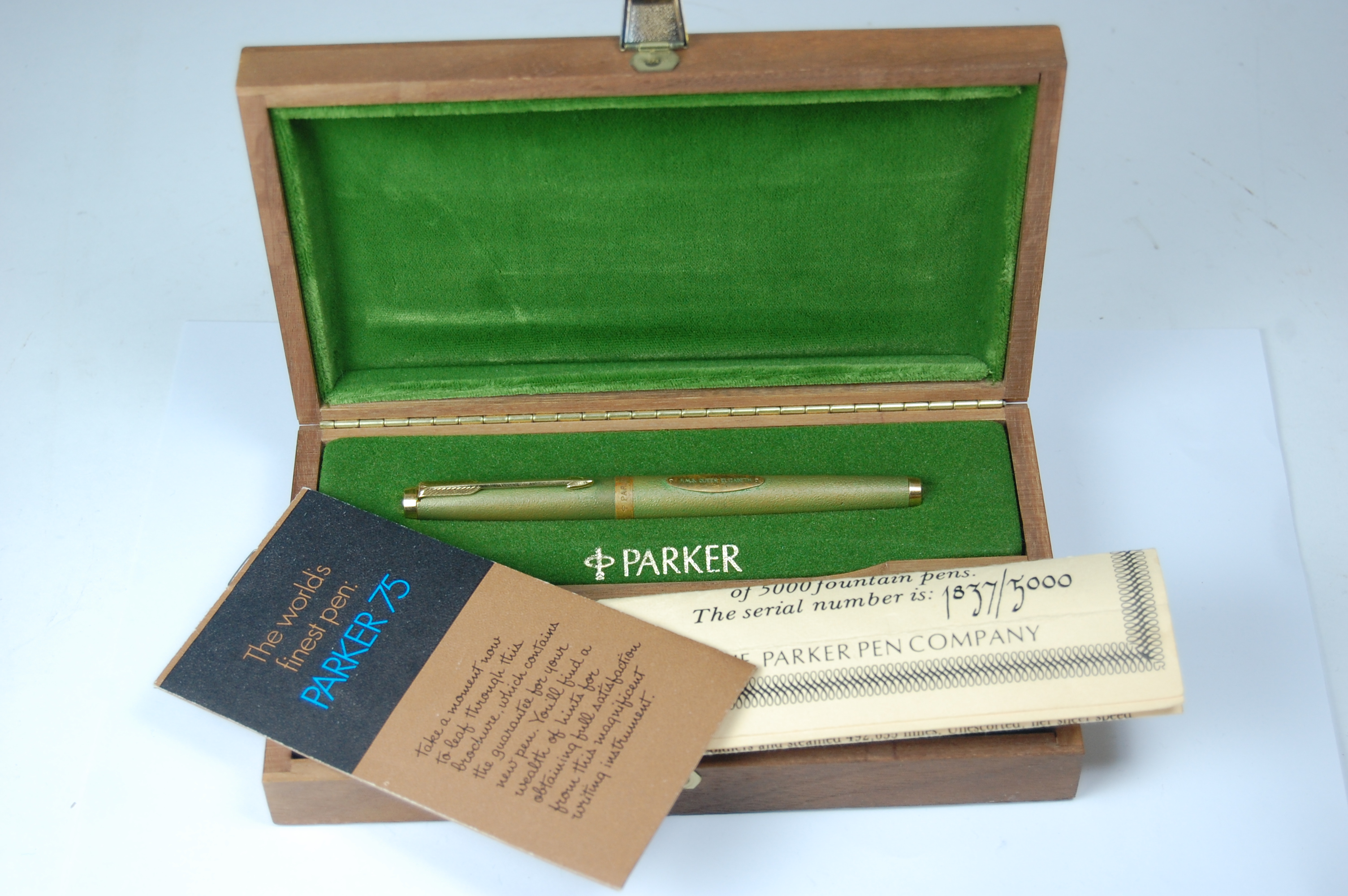 Parker - a limited edition R.M.S Queen Elizabeth fountain pen