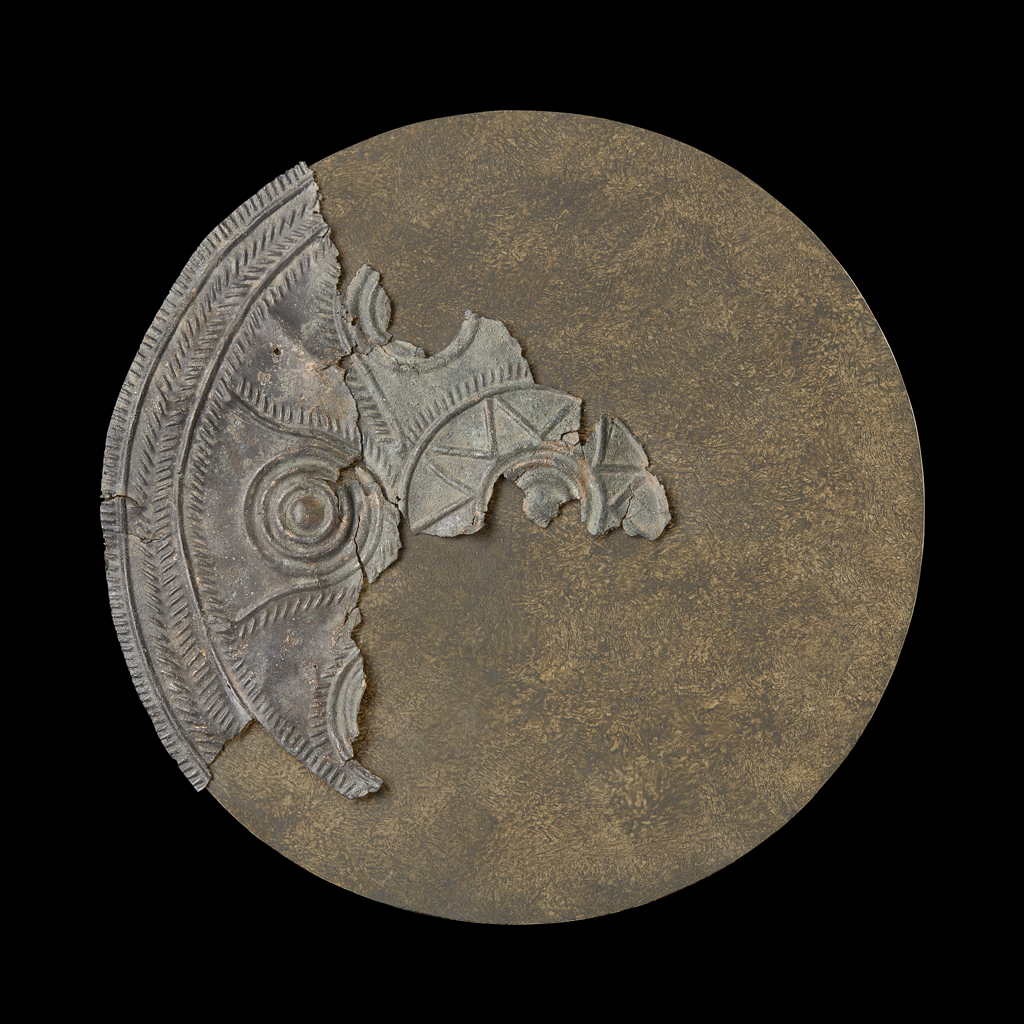 TWO SOUTH ITALIC SHIELD FITTINGS