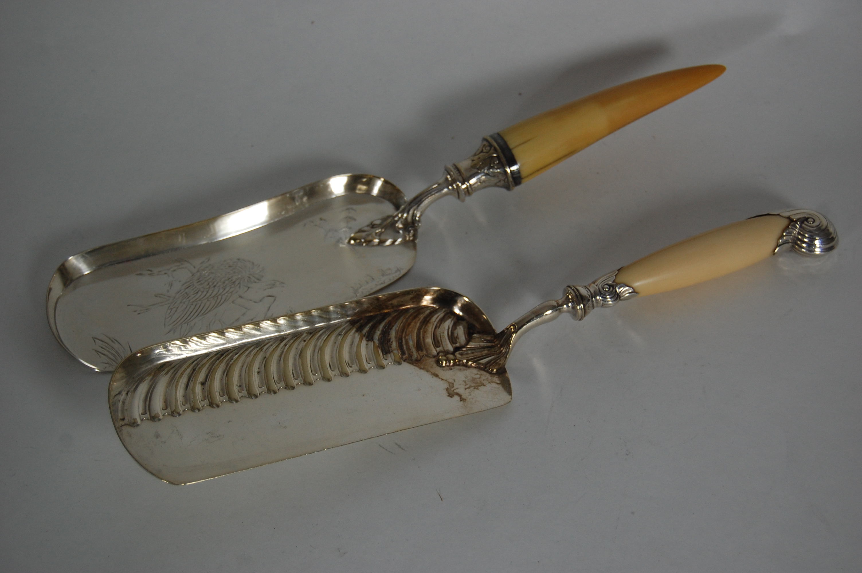 A cased set of silver plated six leaf clip dishes