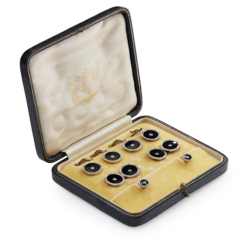 LE ROY ET FILS - A gentleman's cased dress suite