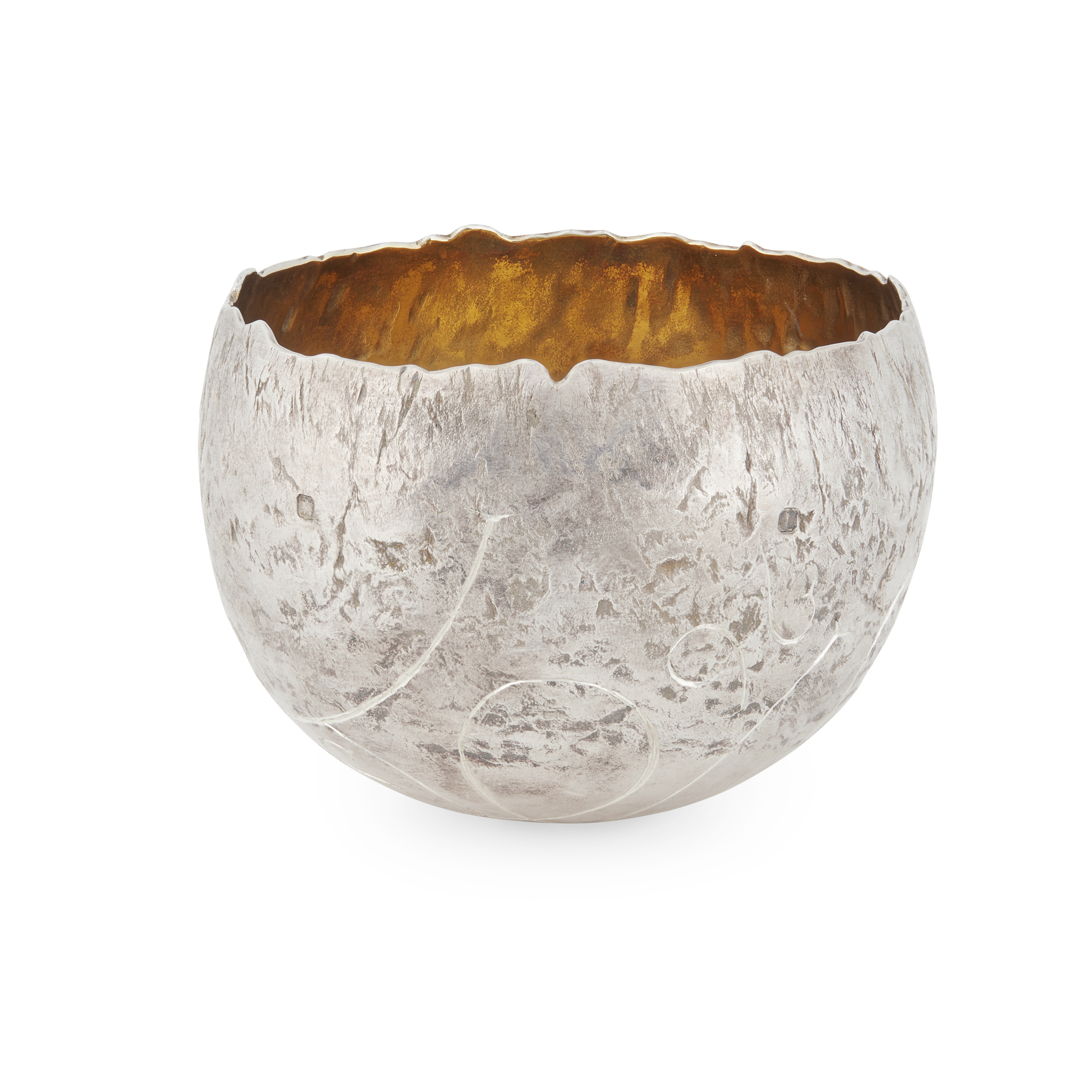 A MODERN BRITANNIA STANDARD ENGRAVED TUMBLER CUP