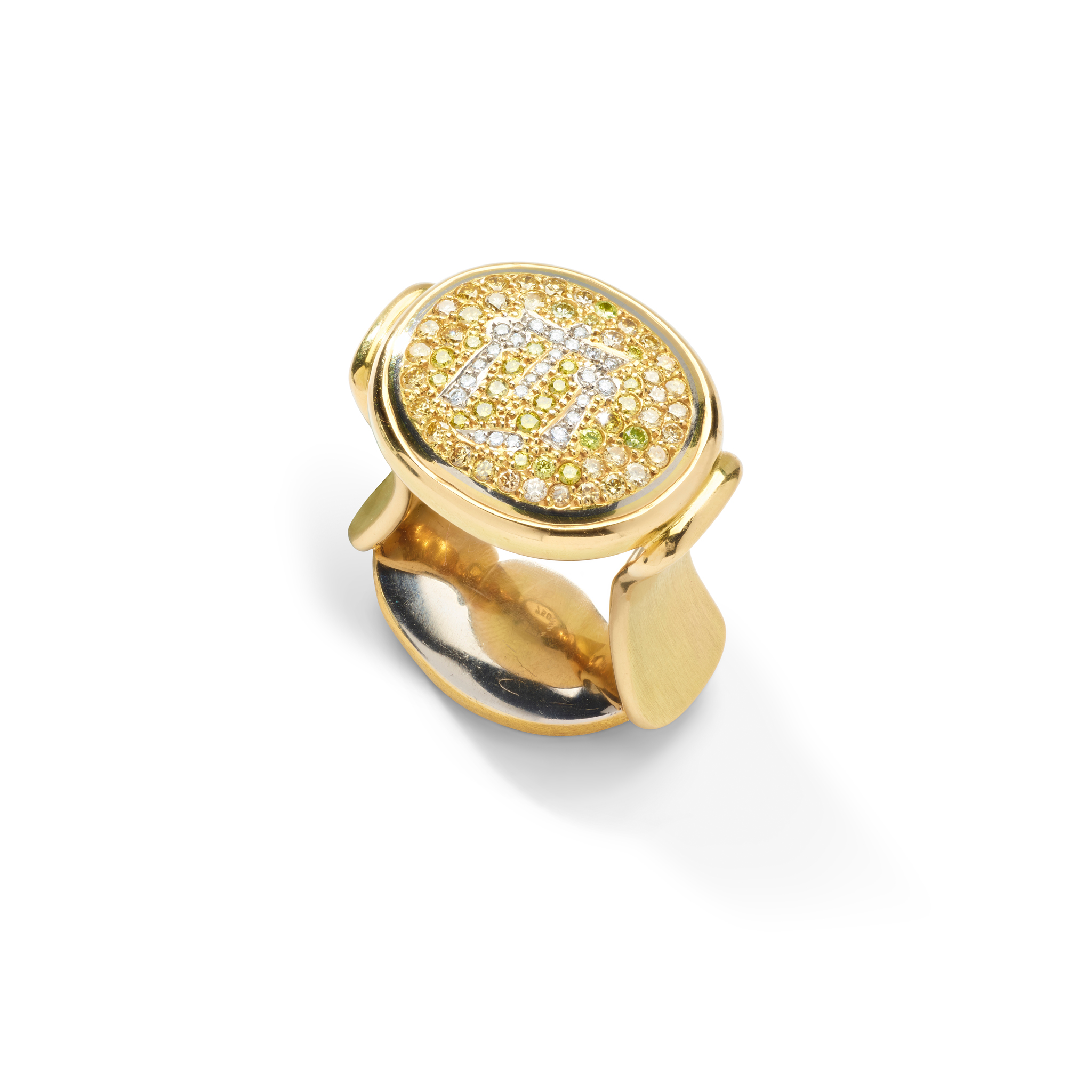 Peter Plöderl: A diamond and intaglio dress ring