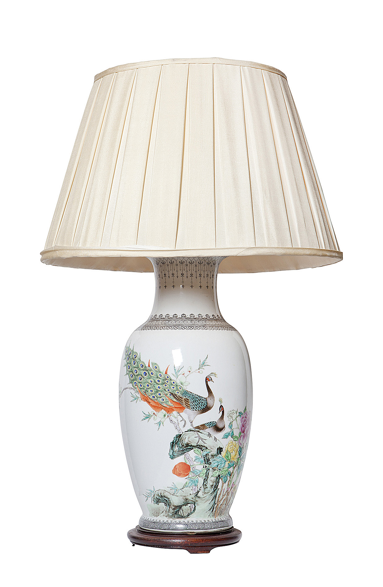 CHINESE PORCELAIN VASE