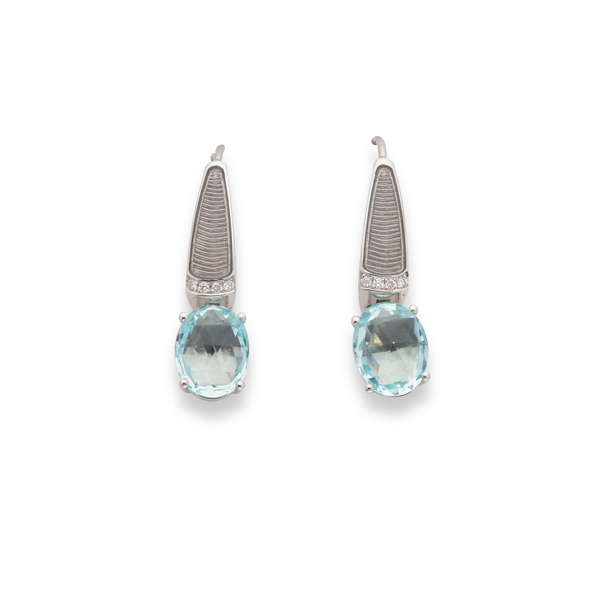 Victor Mayer: A pair of 'Peacock' earrings