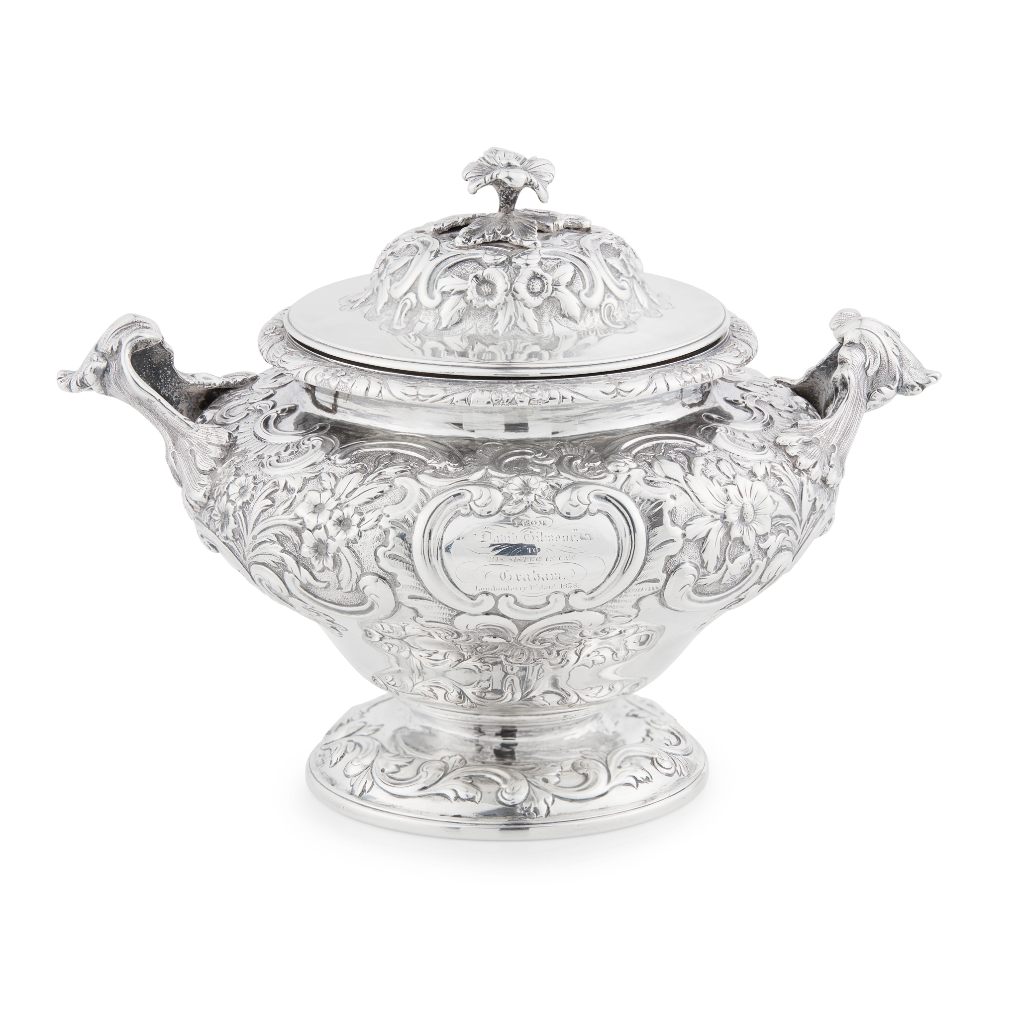 A VICTORIAN PRESENTATION COVER SUGAR BOWL