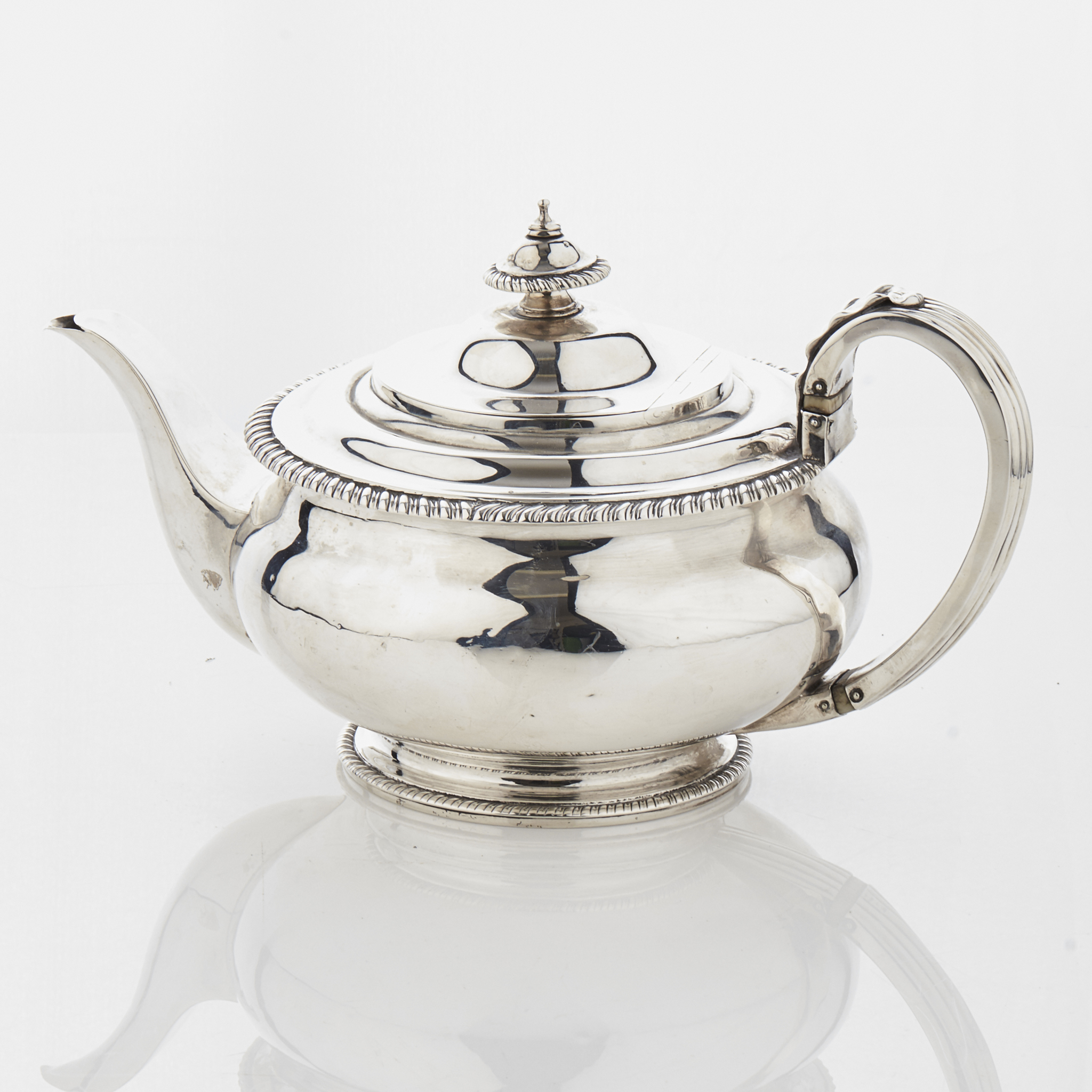 A George III teapot