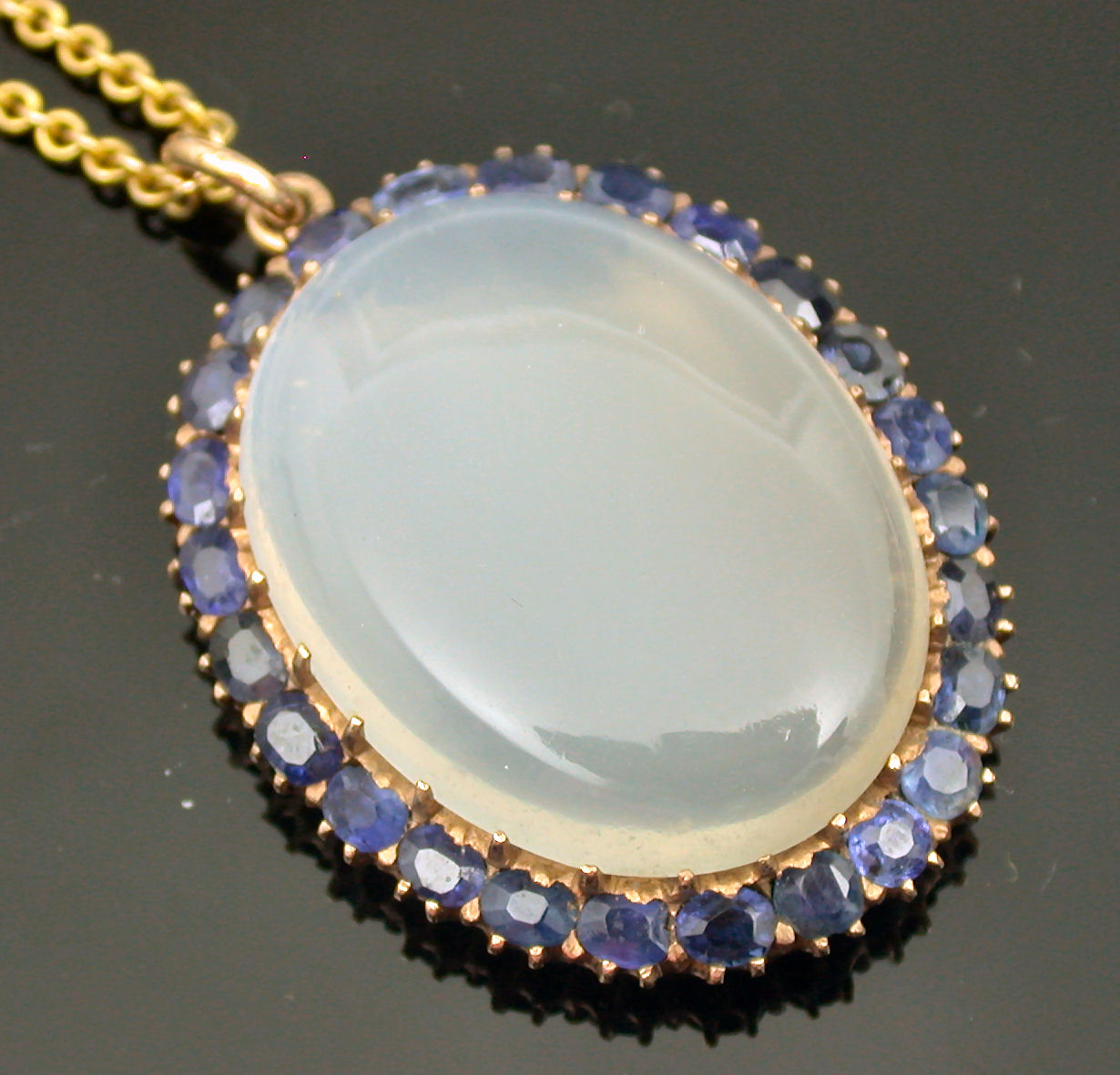 An oval pendant,
