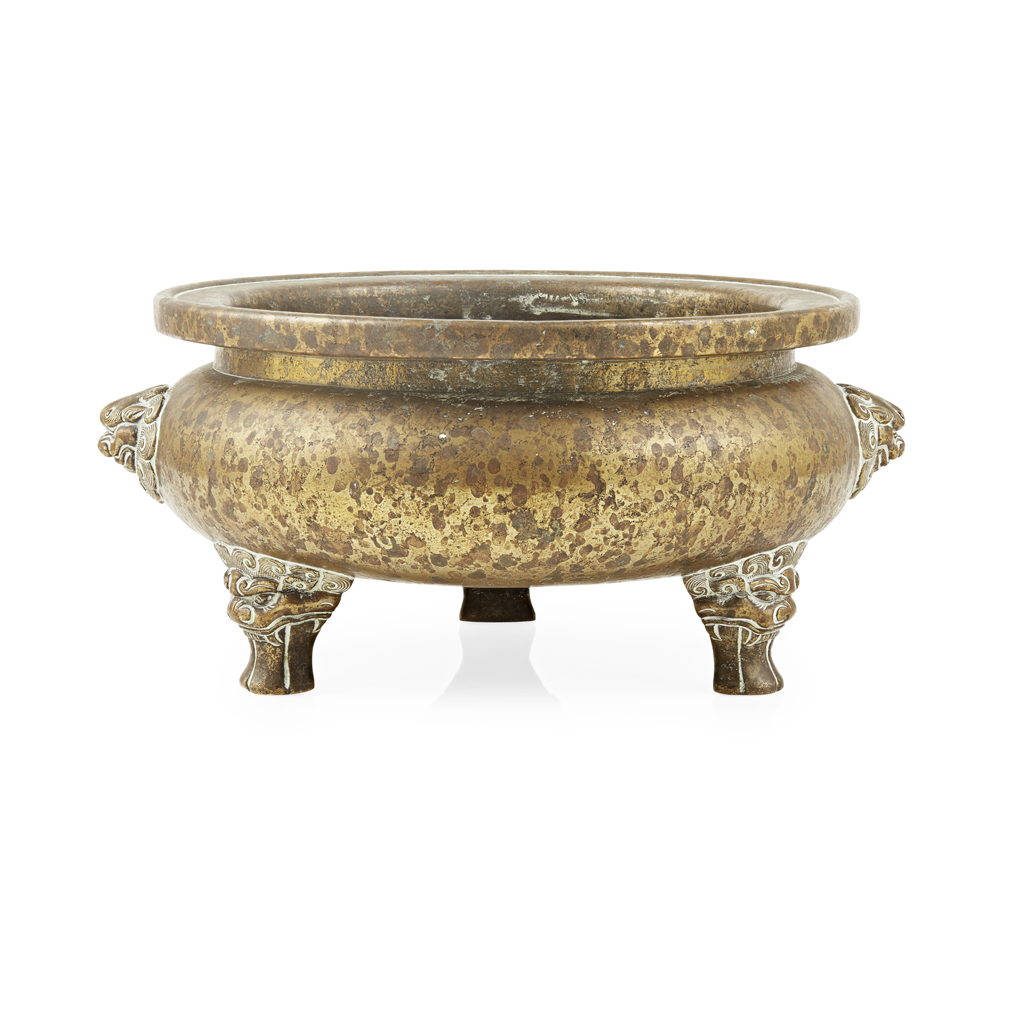 LARGE BRONZE TRIPOD CENSER