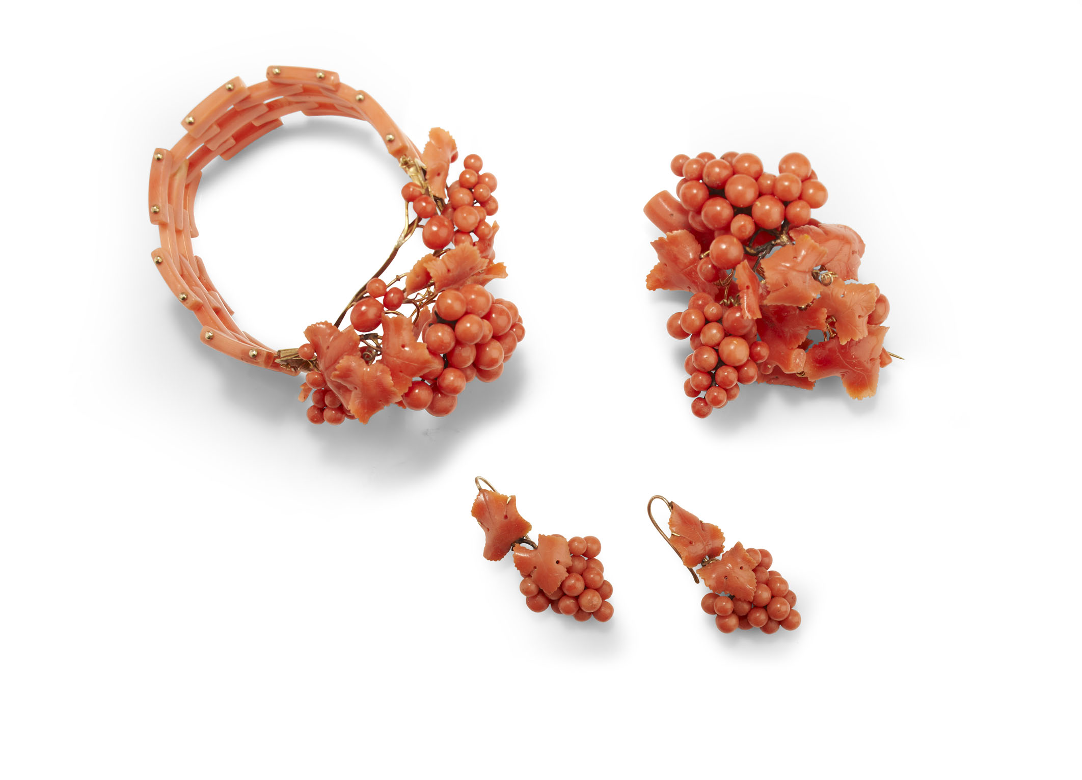 A good cased Victorian coral set parure
