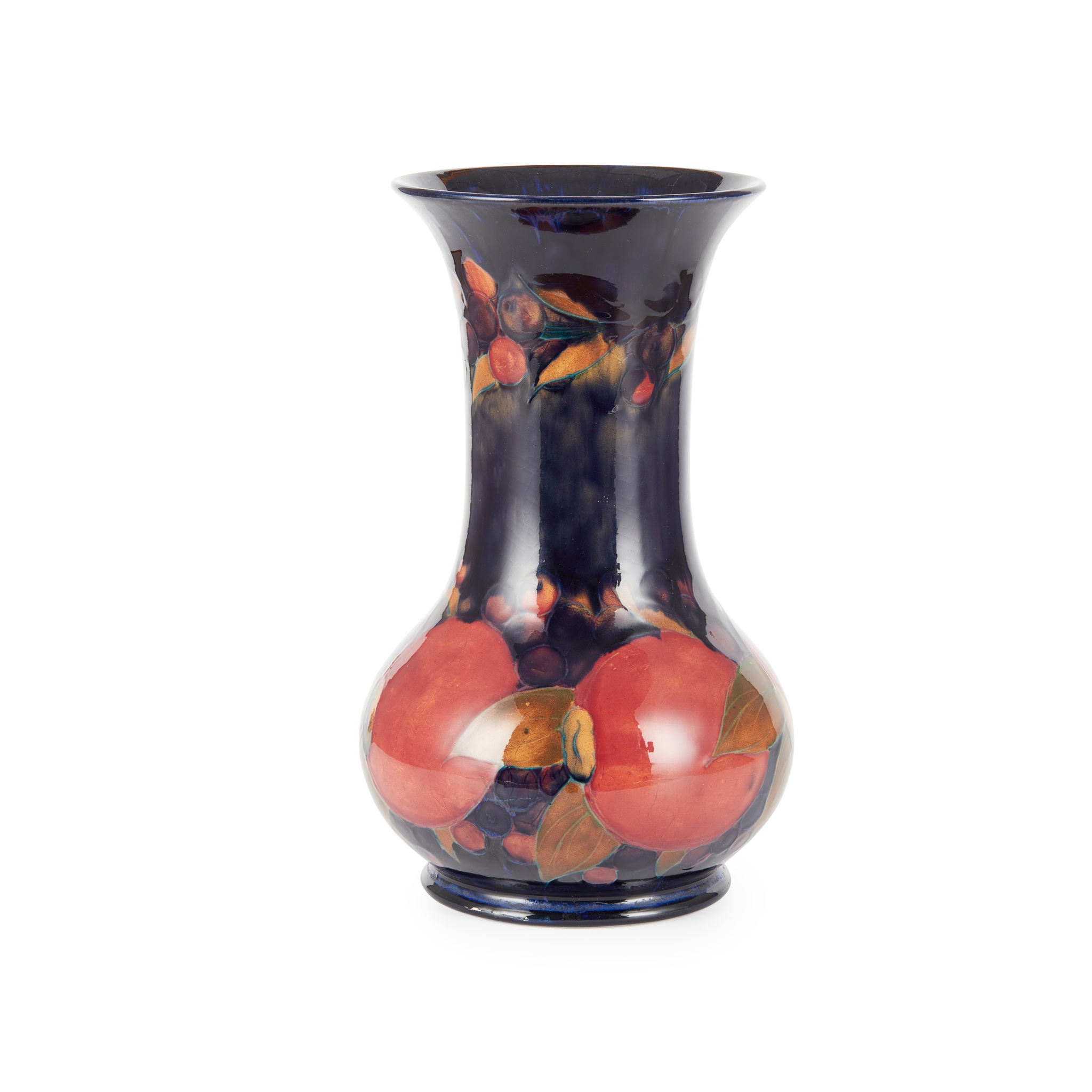 WILLIAM MOORCROFT (BRITISH 1872-1945) FOR MOORCROFT POTTERY