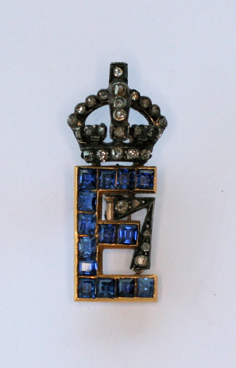 Royal Interest - a sapphire and diamond set tie pin