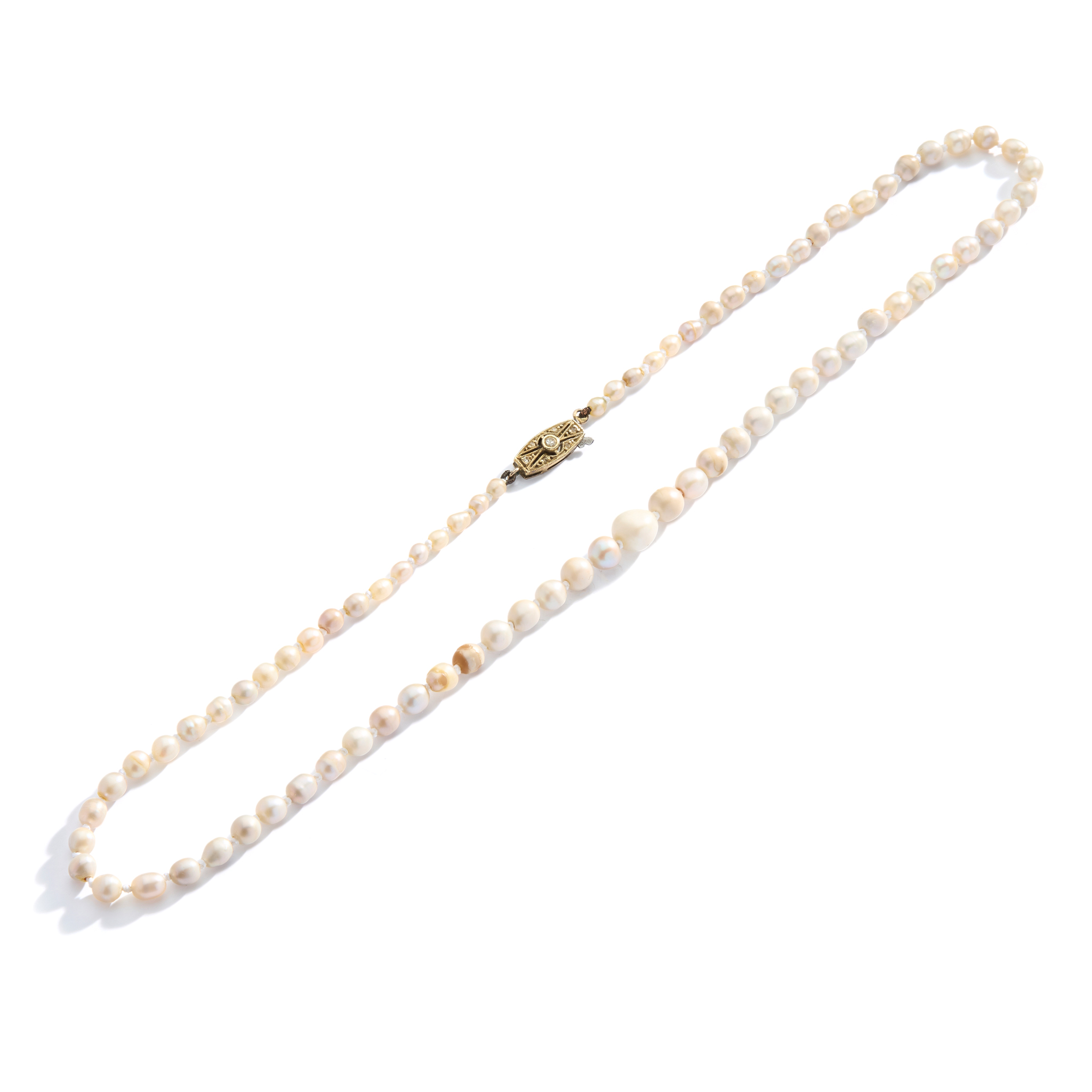 A SCOTTISH FRESHWATER PEARL NECKLACE