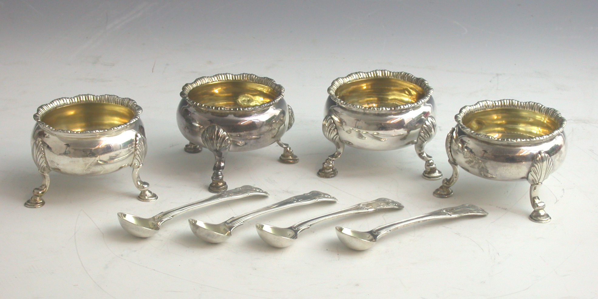 A pair of George III circular open salts,