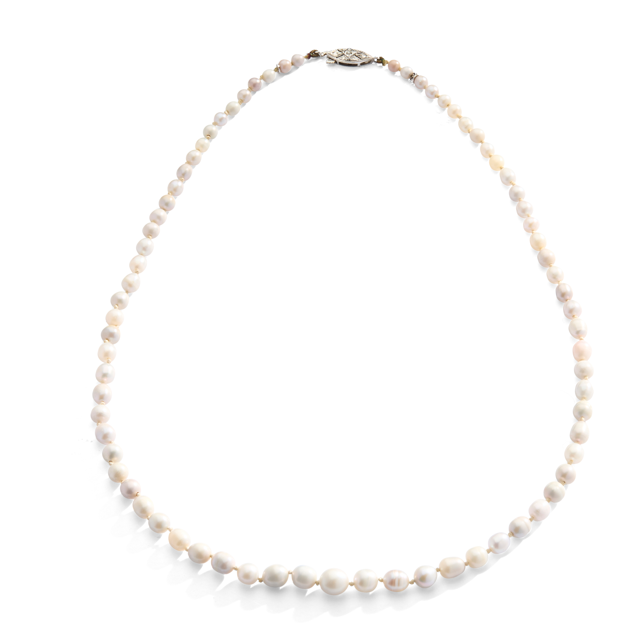 A SCOTTISH FRESHWATER PEARL NECKLACE