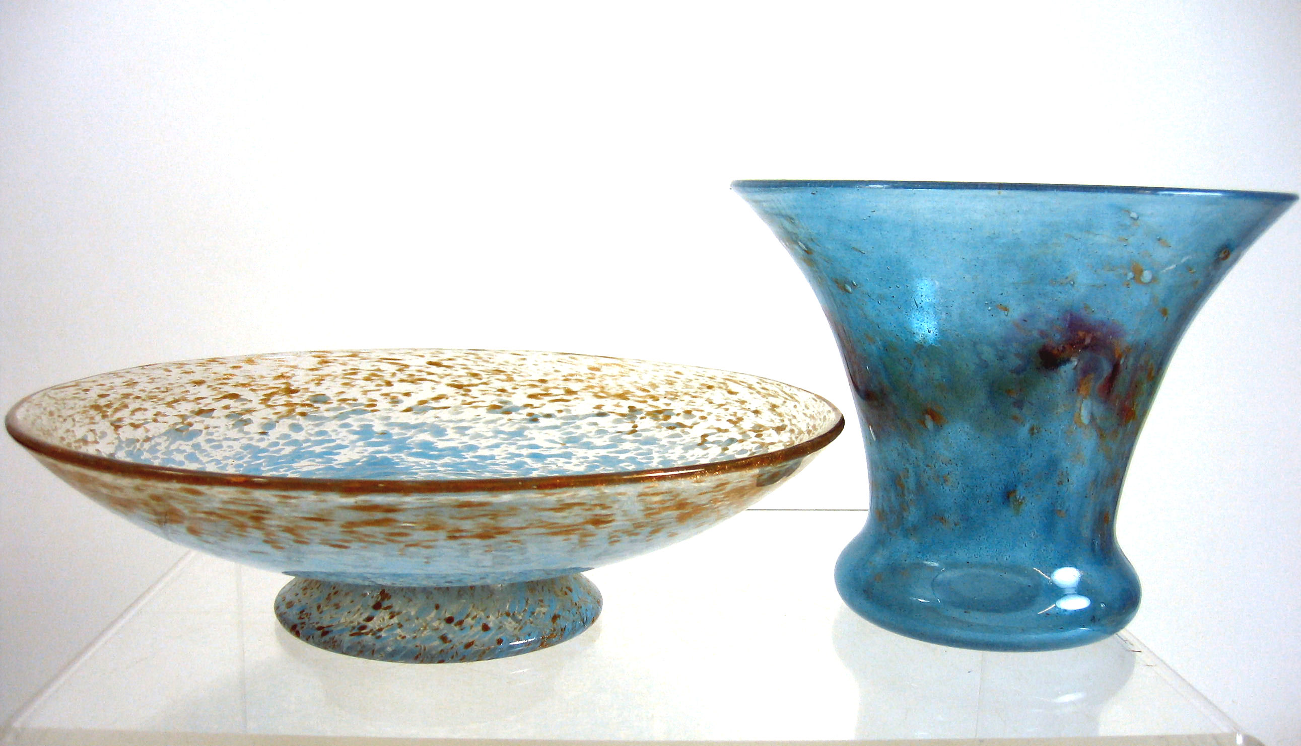 A Monart glass footed dish,