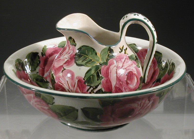 A Wemyss 'Roses' small ewer and basin