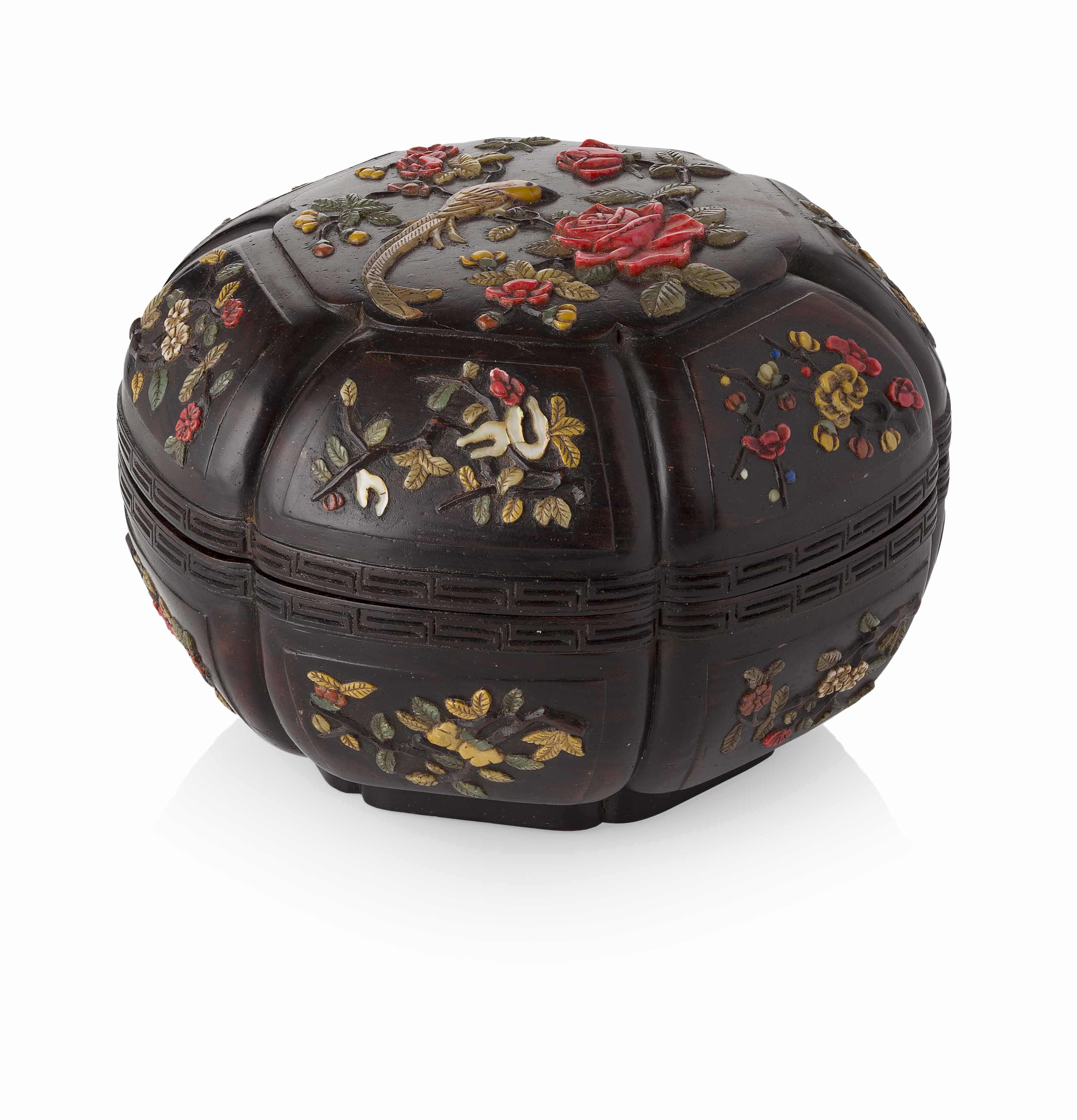 INLAID LOBED HEXAGONAL WOOD BOX AND COVER