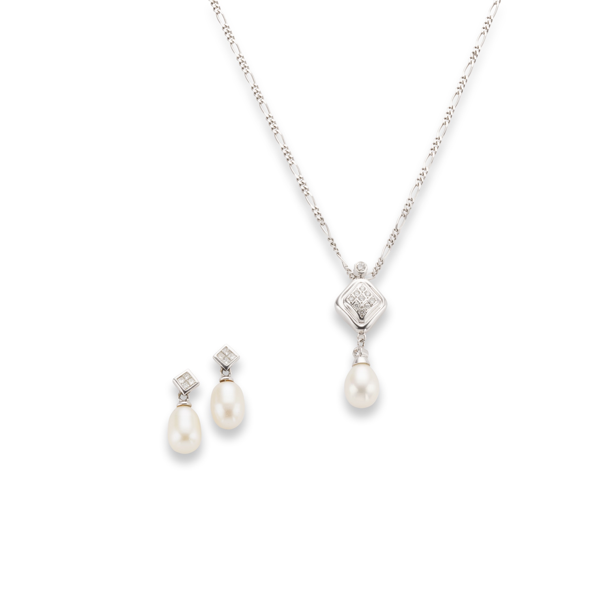 A cultured pearl and diamond pendant and matching earrings