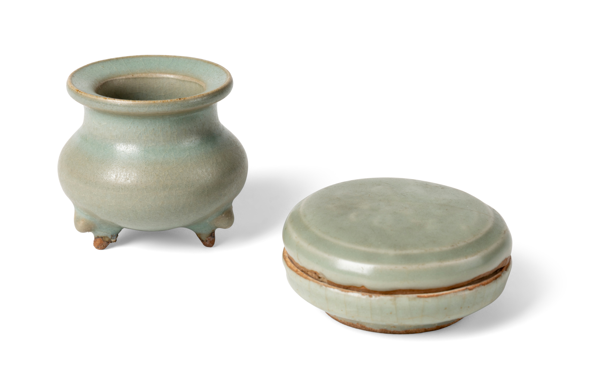 TWO CHINESE MONOCHROME SCHOLAR'S OBJECTS