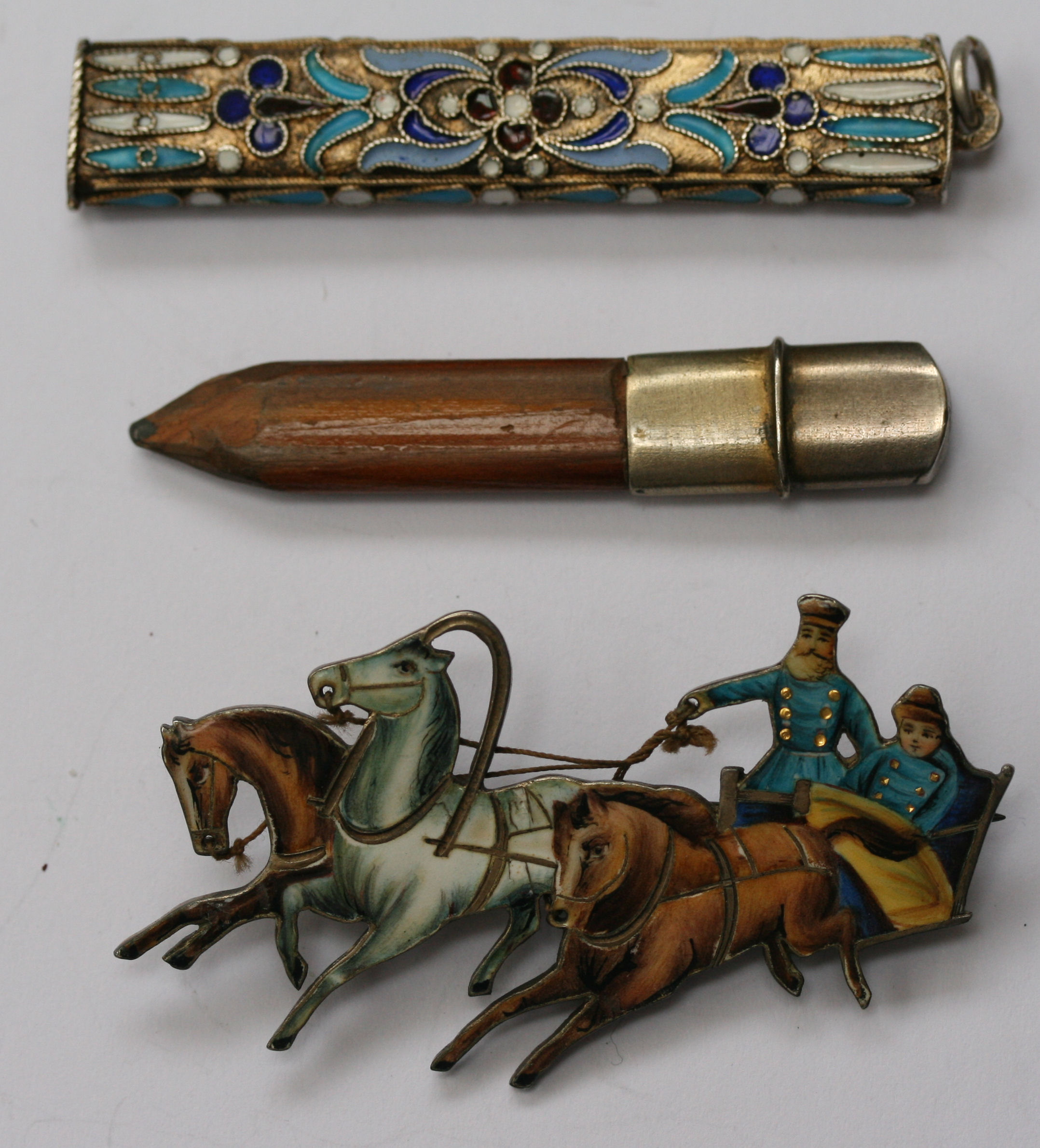 A Russian enamel brooch