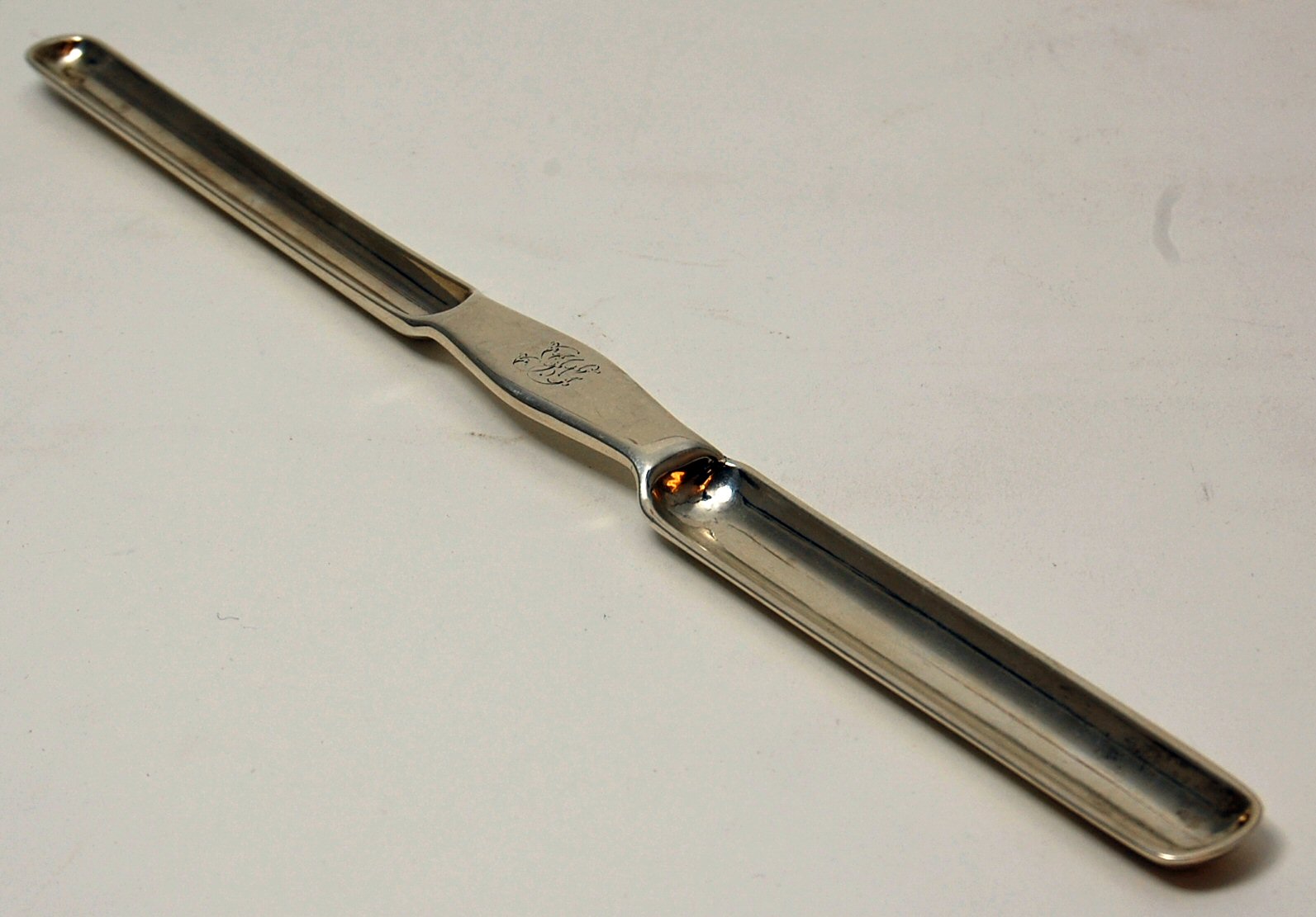 Dundee - a Scottish provincial silver marrow scoop