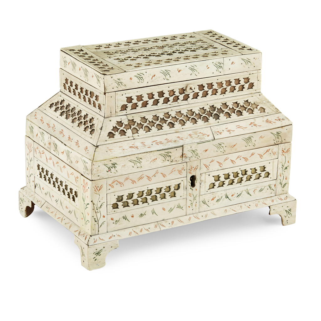 RUSSIAN BONE VENEERED TABLE CASKET