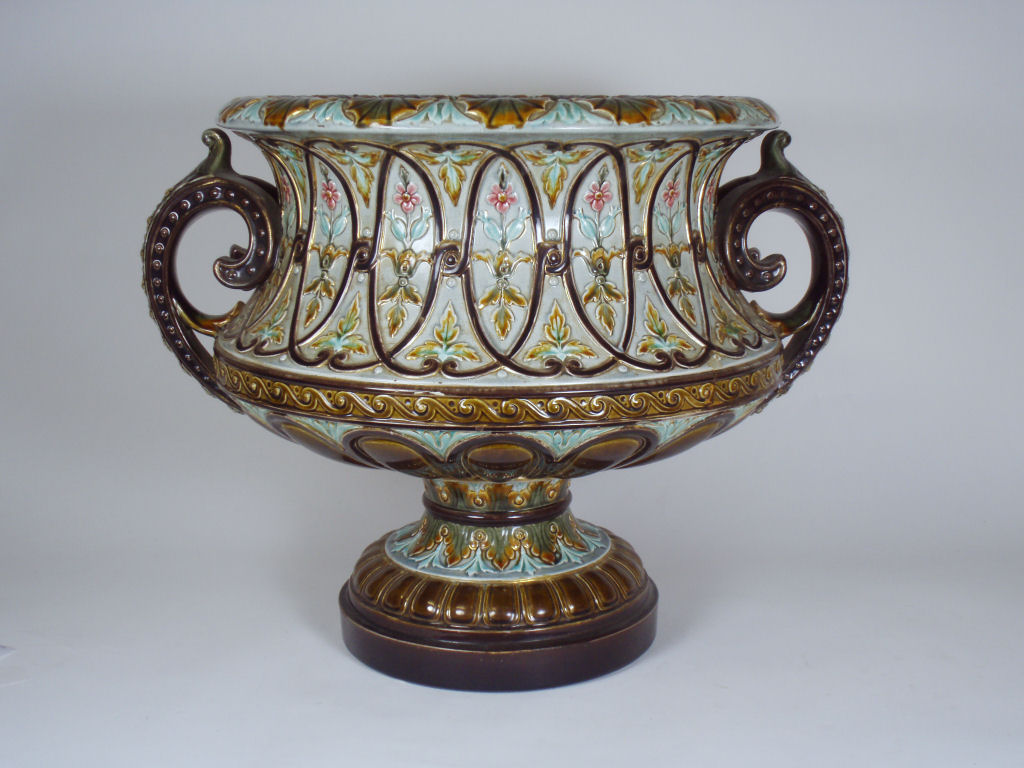 A large Scandanavian Art Nouveau footed jardiniere