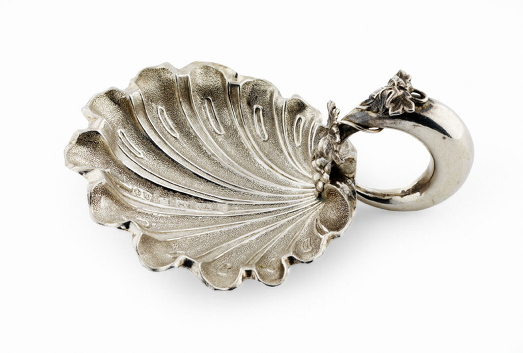 A George III silver-gilt caddy spoon