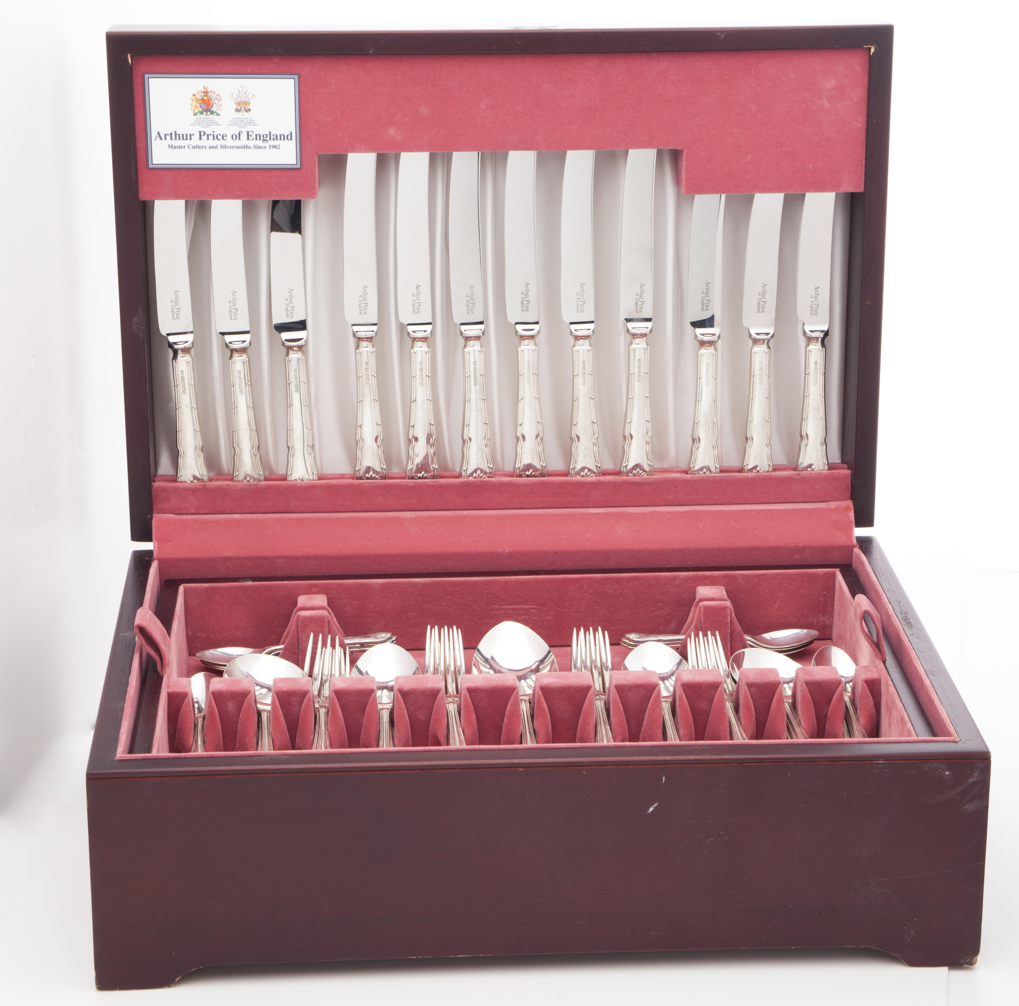 A modern cased canteen