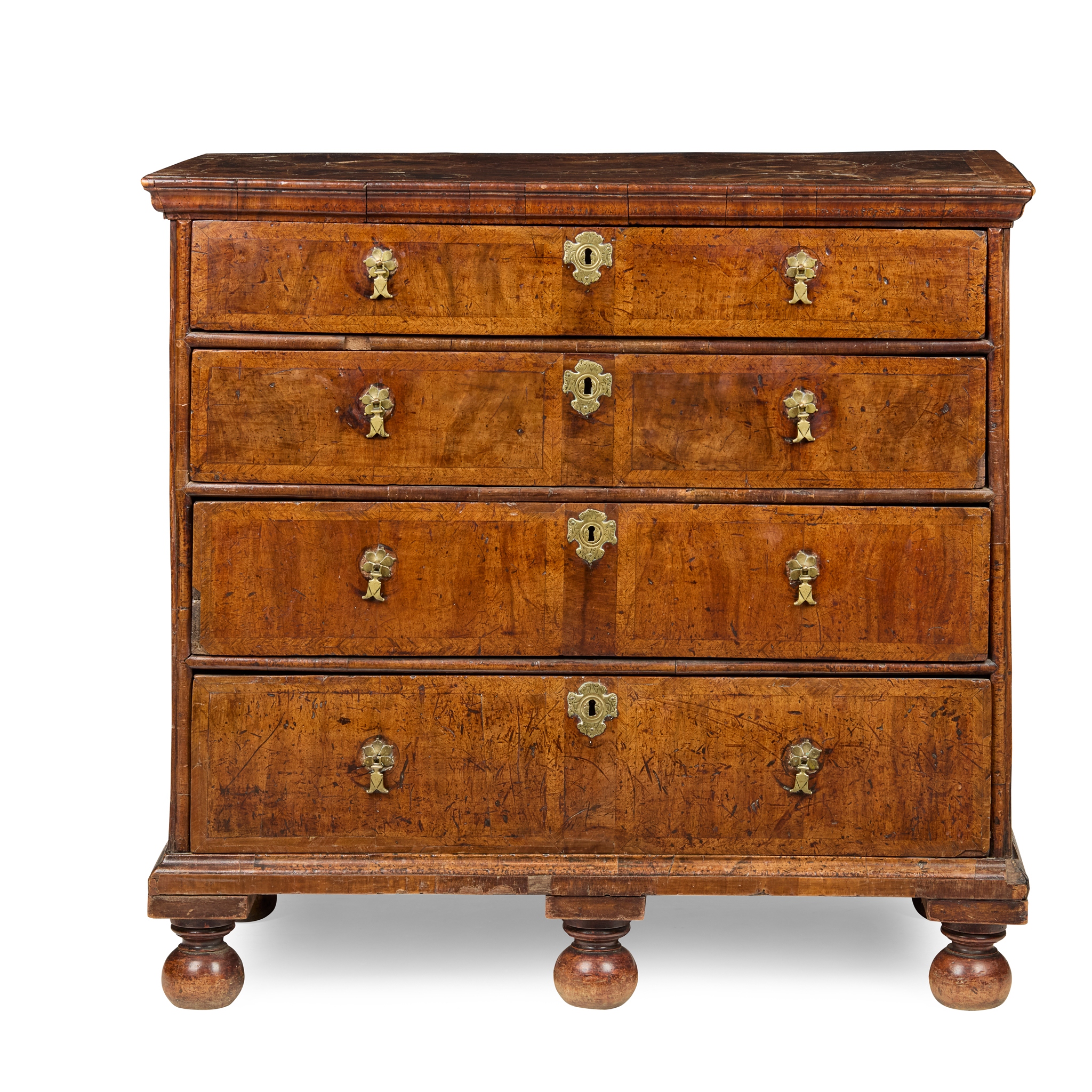 QUEEN ANNE WALNUT CHEST OF DRAWERS
