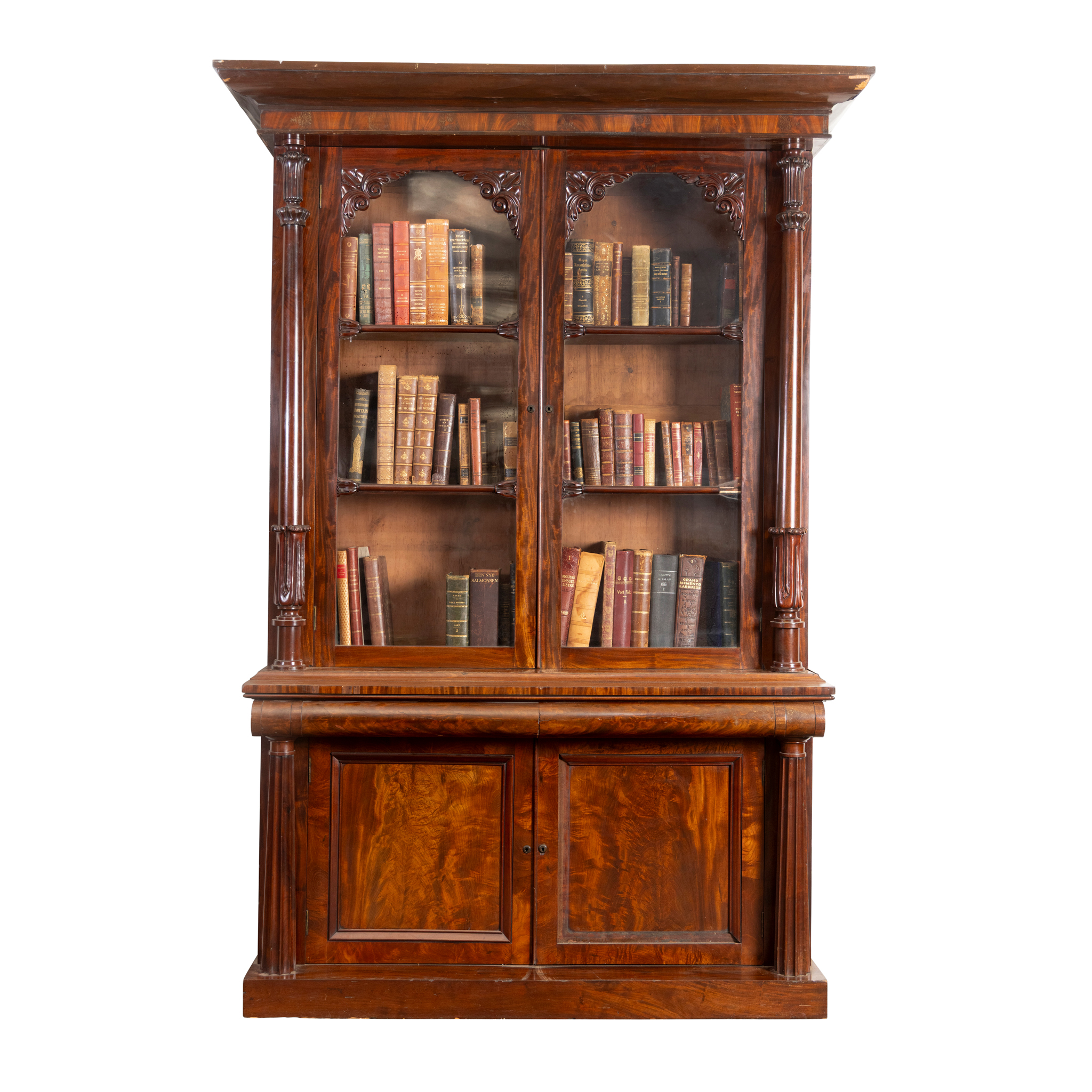A WILLIAM IV MAHOGANY BOOKCASE