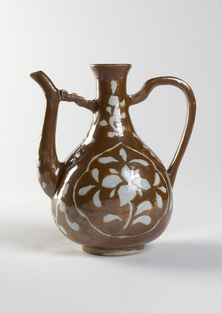 A 17th century style Chinese ewer, for the Persian market
