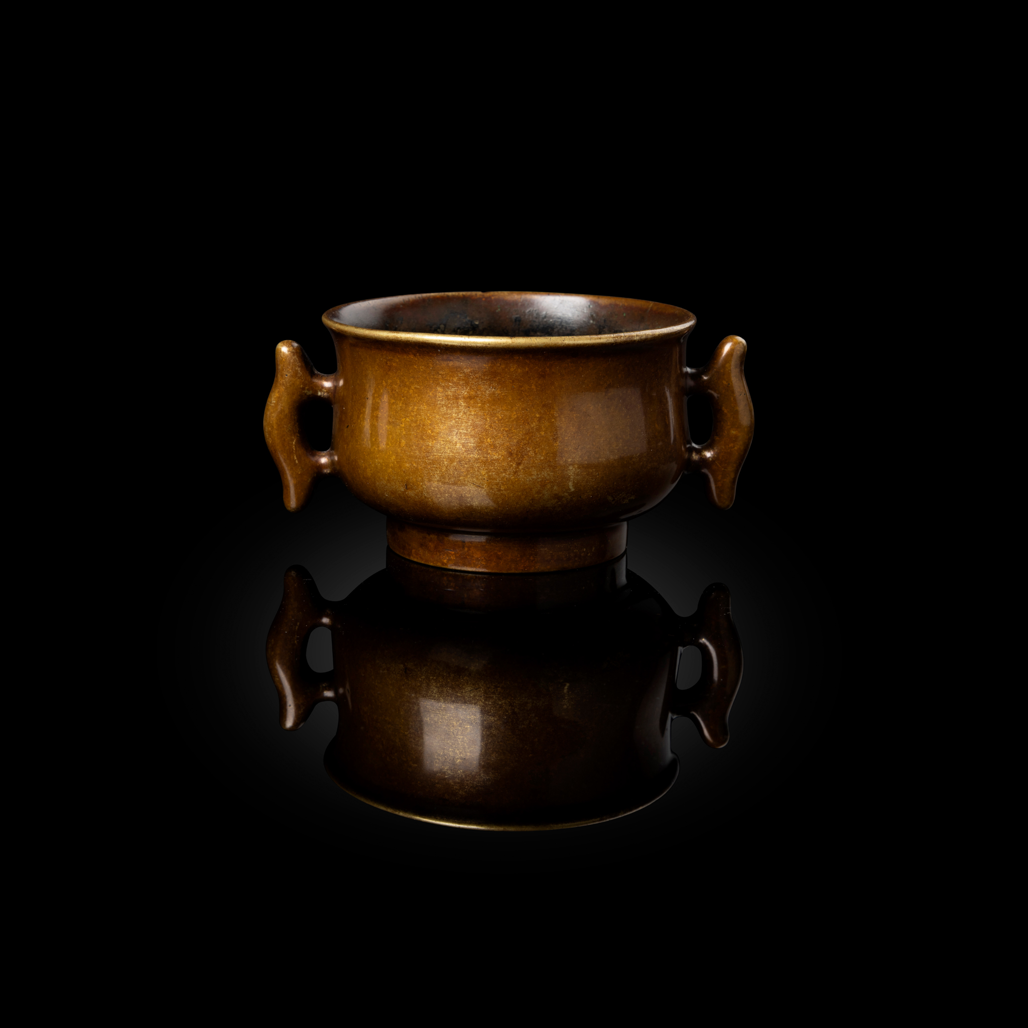 CHINESE BRONZE 'FISH-HANDLED' CENSER