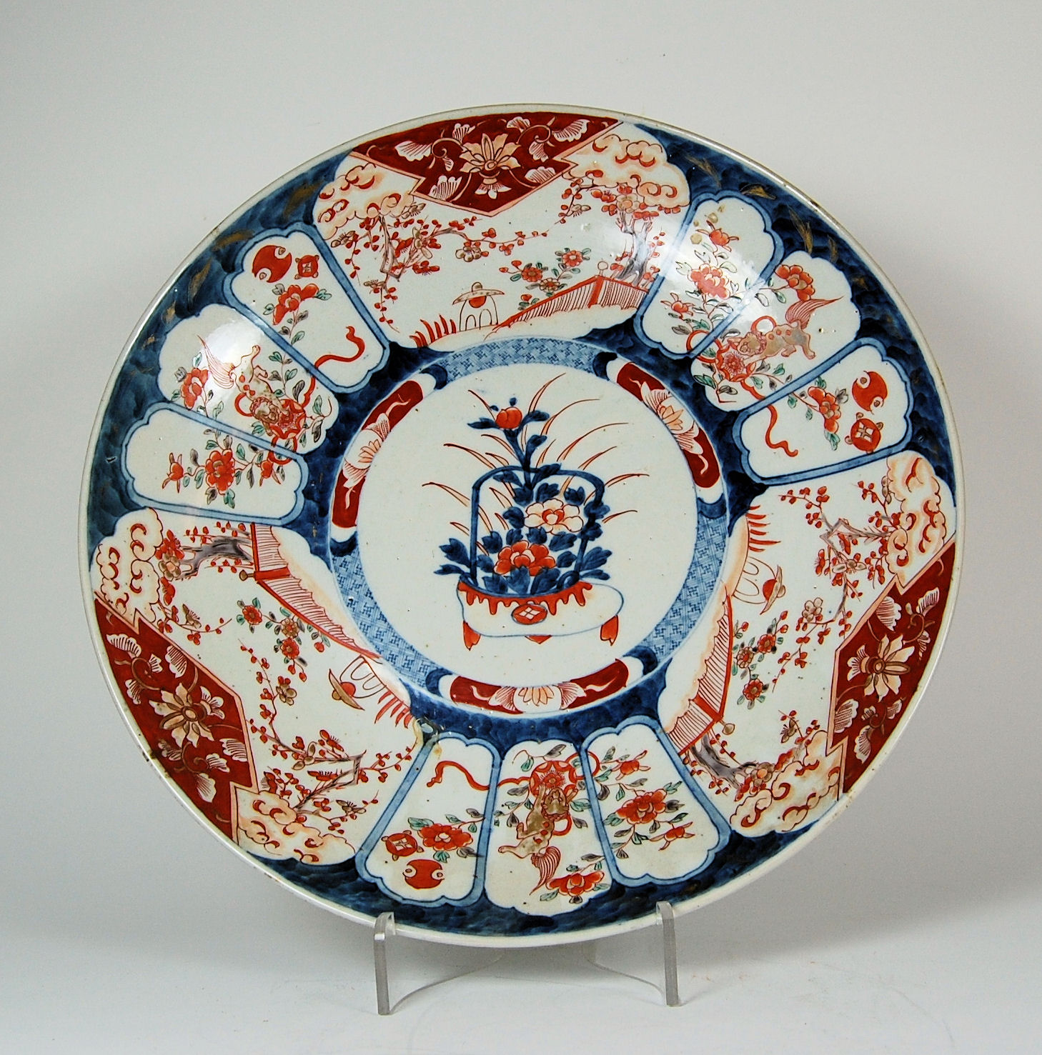 JAPANESE IMARI CHARGER