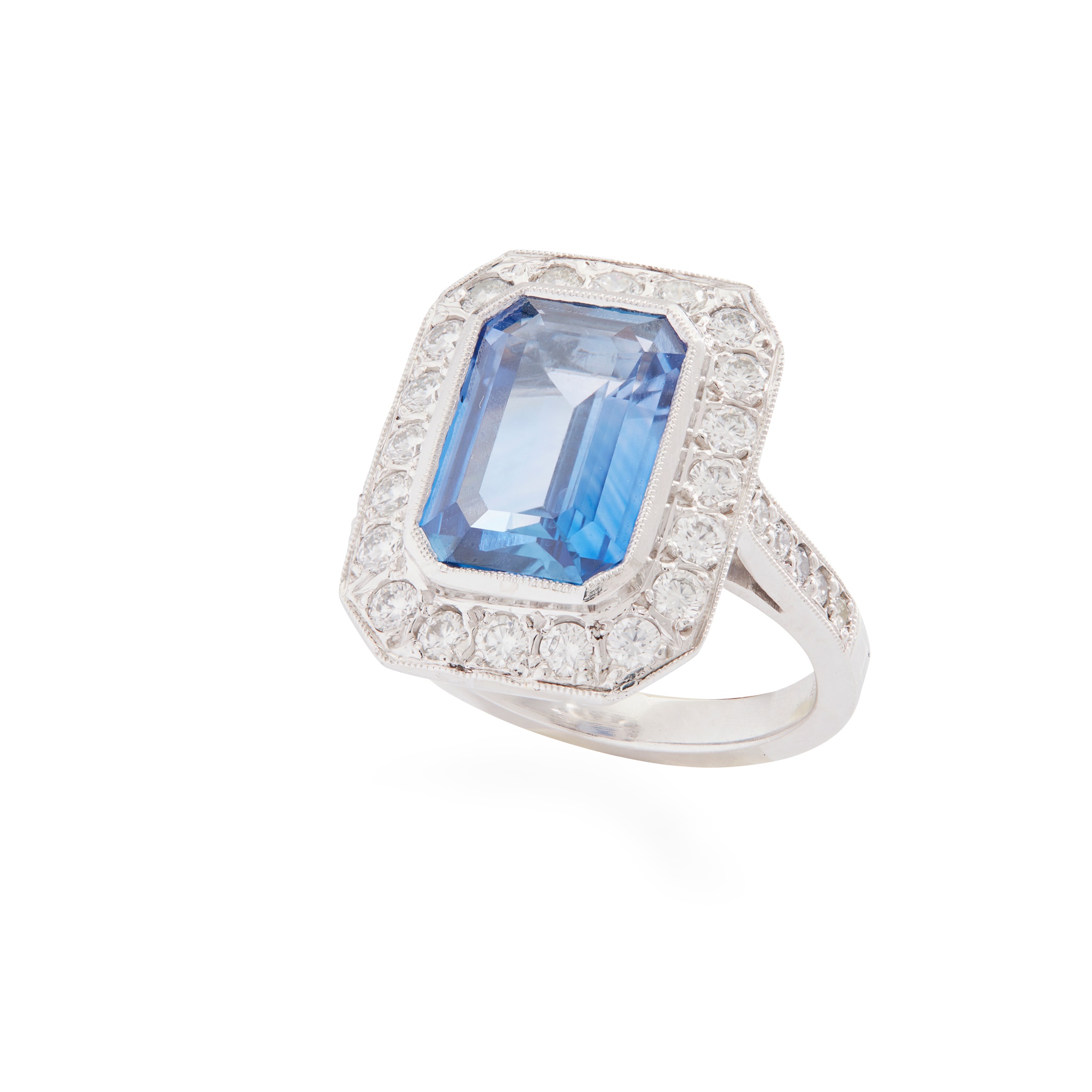 A sapphire and diamond cluster ring