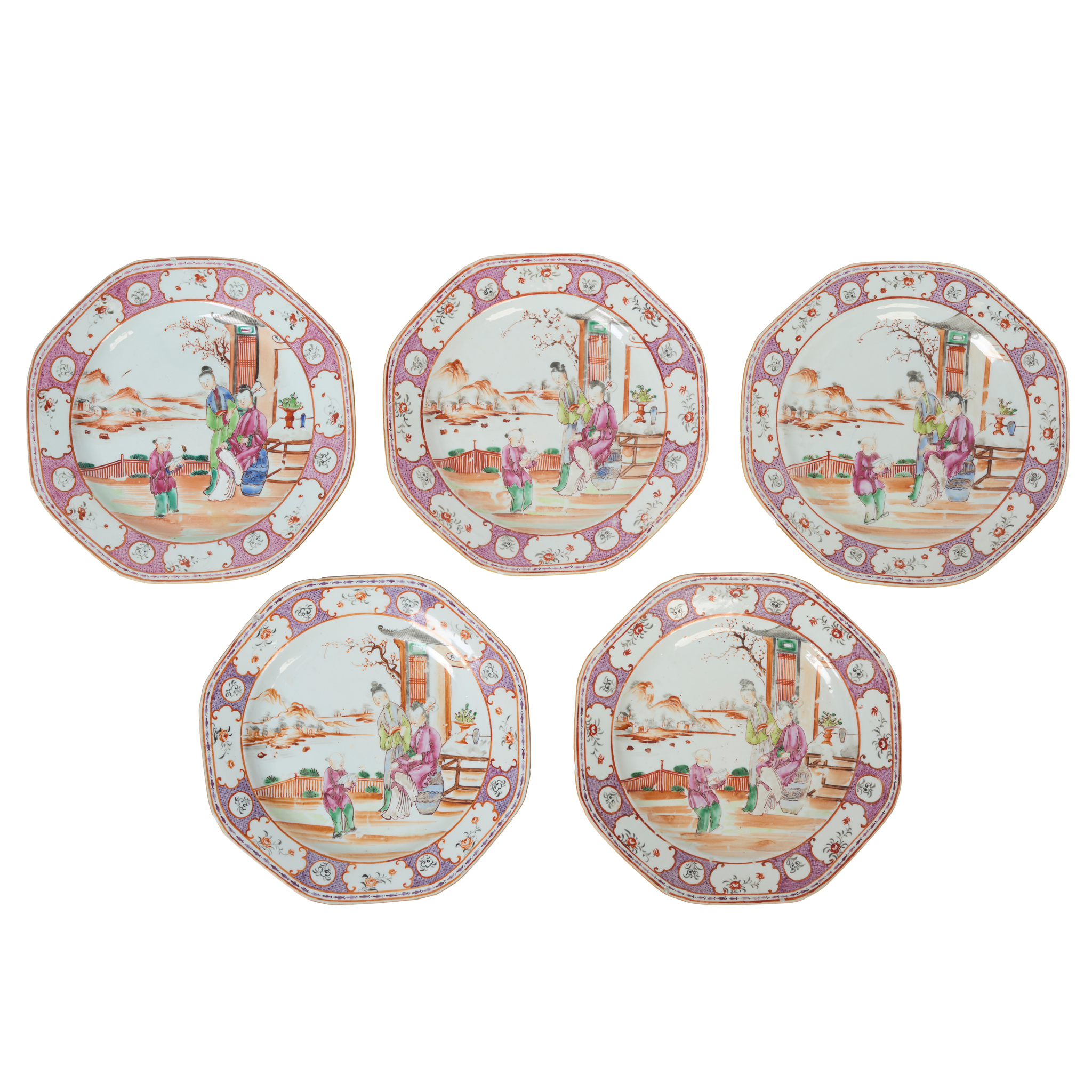SET OF FIVE CHINESE EXPORT FAMILLE ROSE 'FIGURAL' PLATES