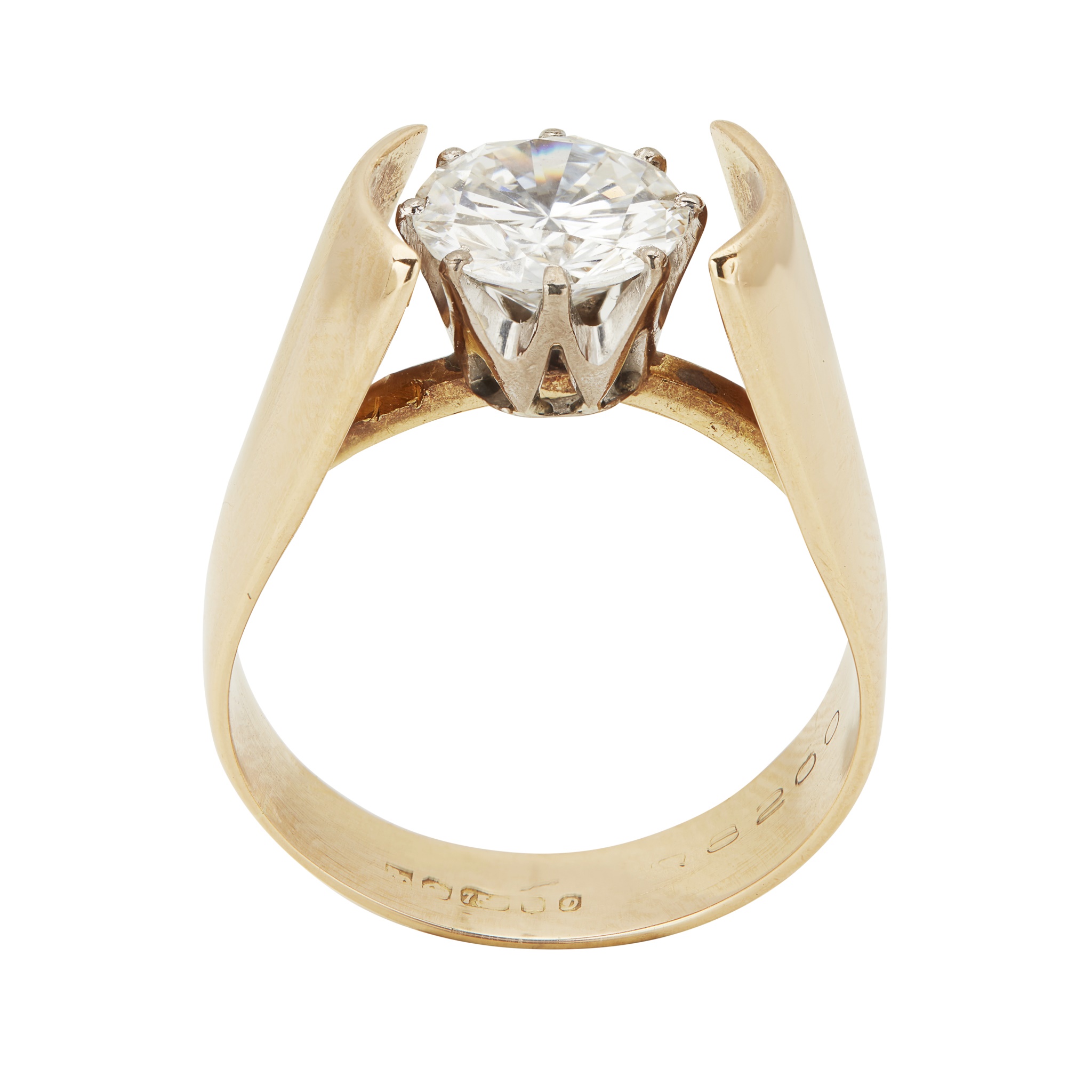 A single stone diamond set ring