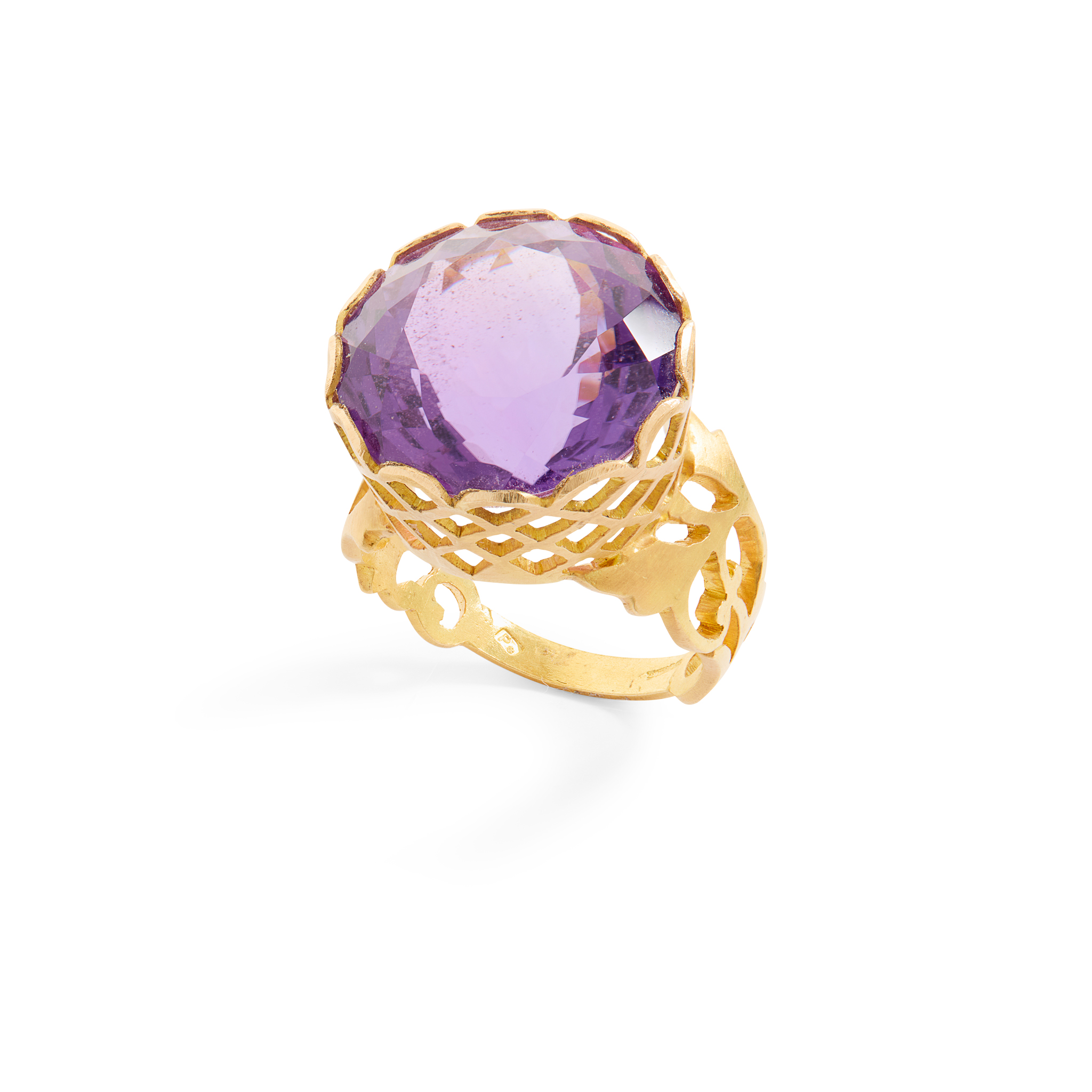 An 18ct Gold Amethyst Cocktail Ring