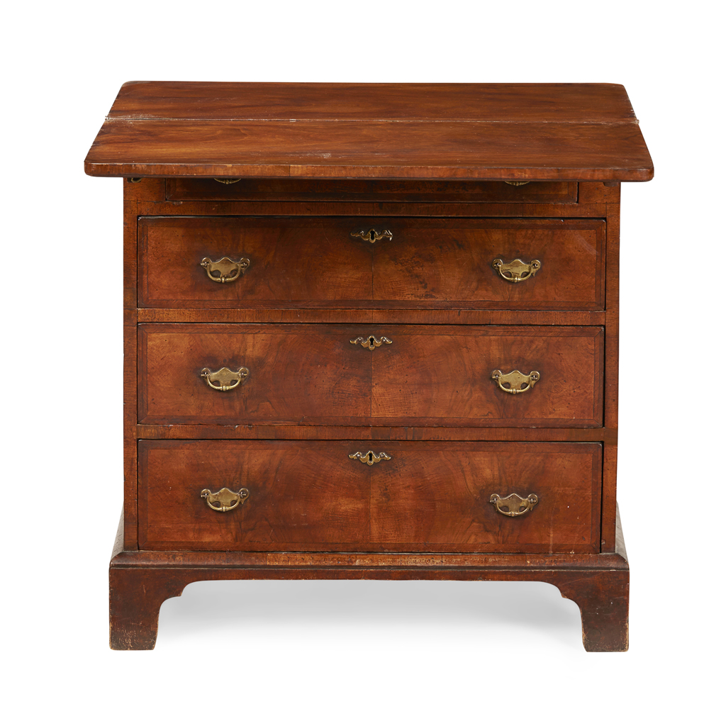 GEORGE II WALNUT BACHELOR'S CHEST