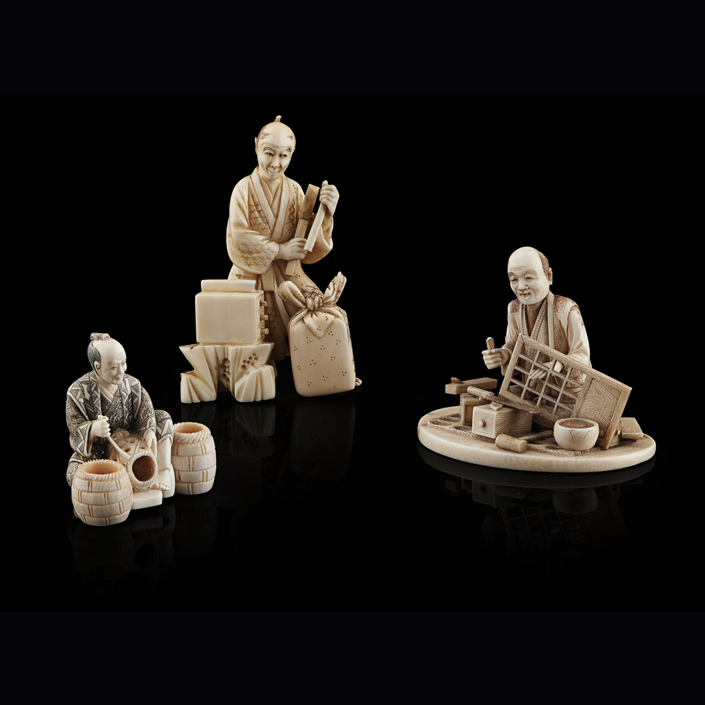 GROUP OF THREE IVORY NETSUKE AND OKIMONO