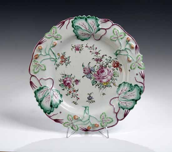 A Longton Hall strawberry leaf circular plate