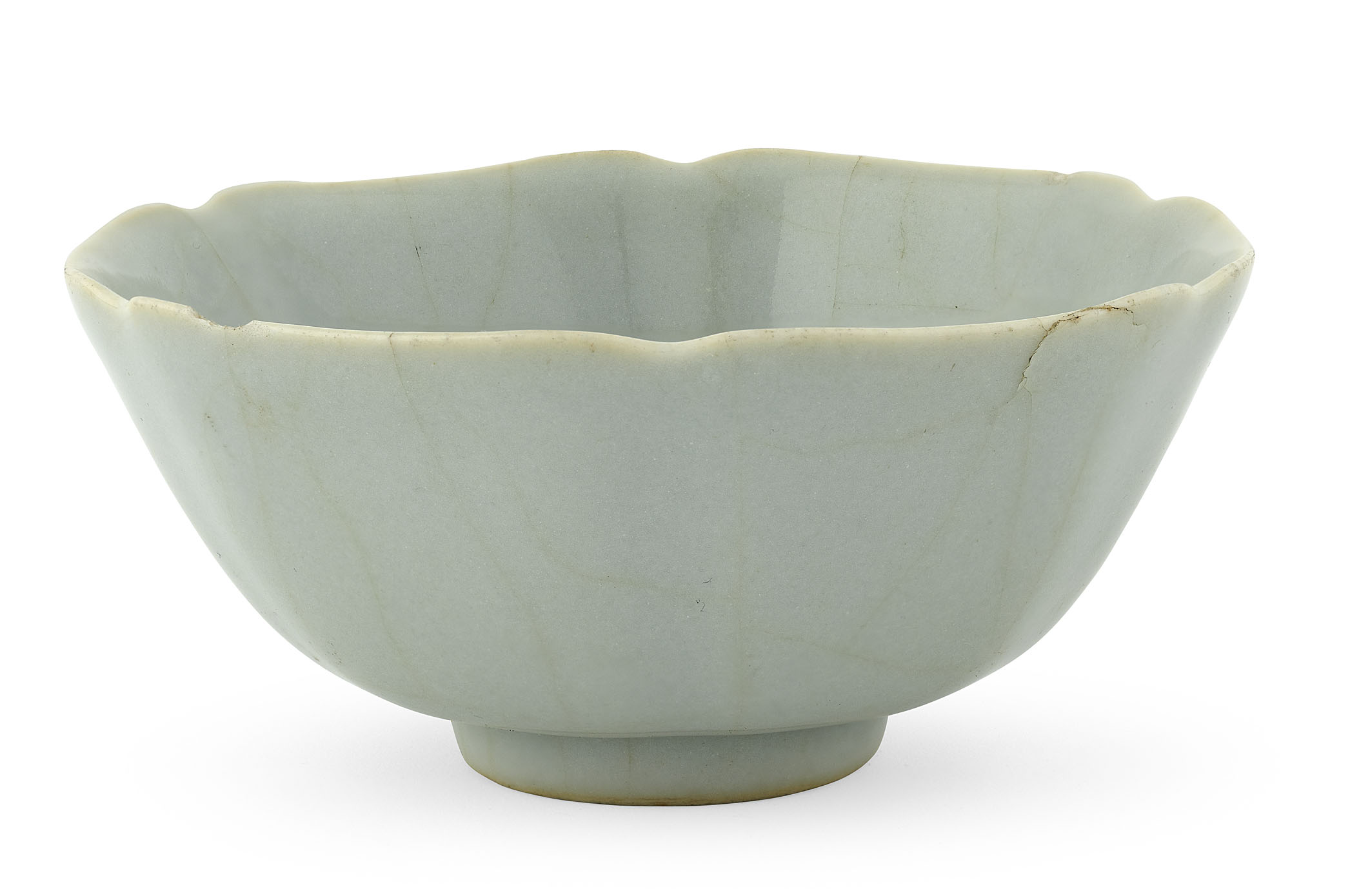 CHINESE CELADON GUAN BOWL