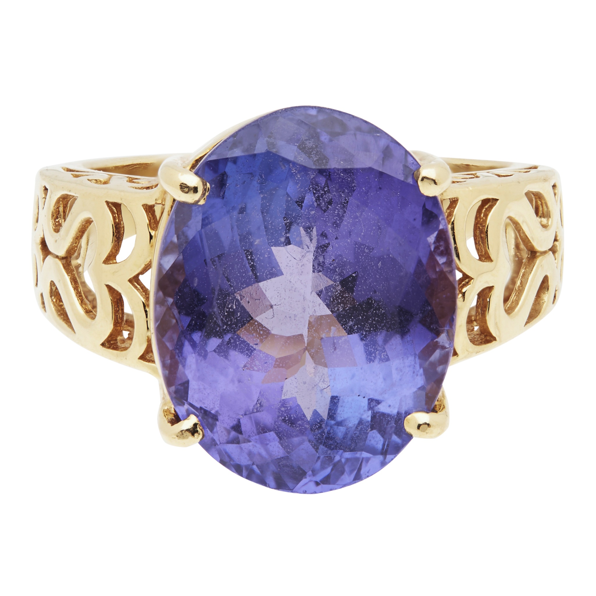 A Tanzanite set cocktail ring