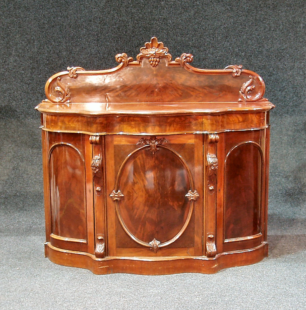 A Victorian mahogany chiffonier