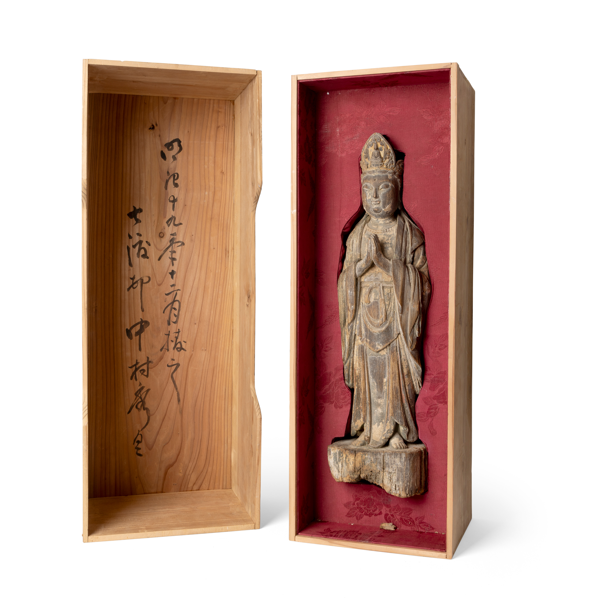 CHINESE CARVED WOOD FIGURE OF GUANYIN